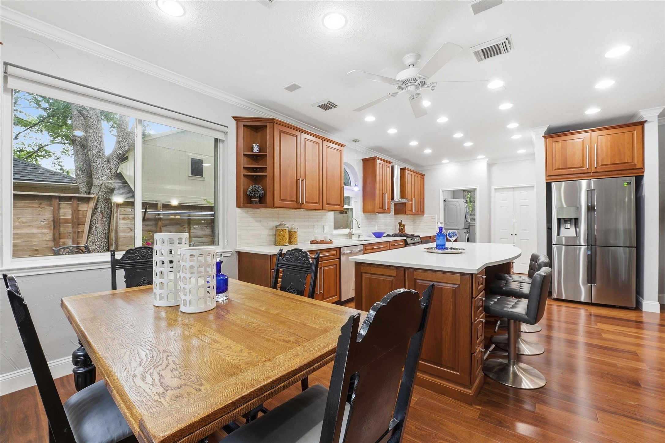 8103 Hurst Forest Drive Property Photo 14
