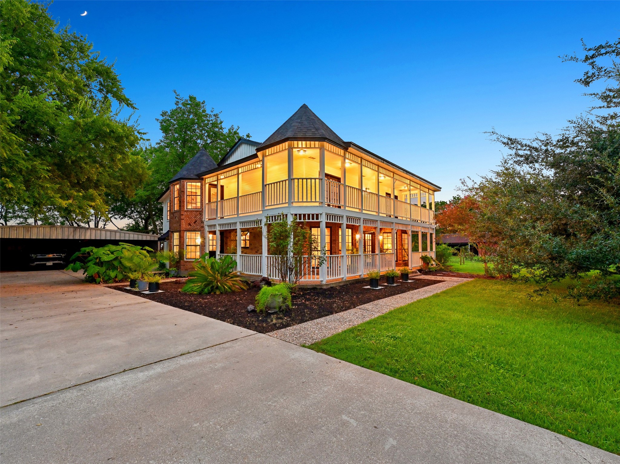 2507D Calder Drive
