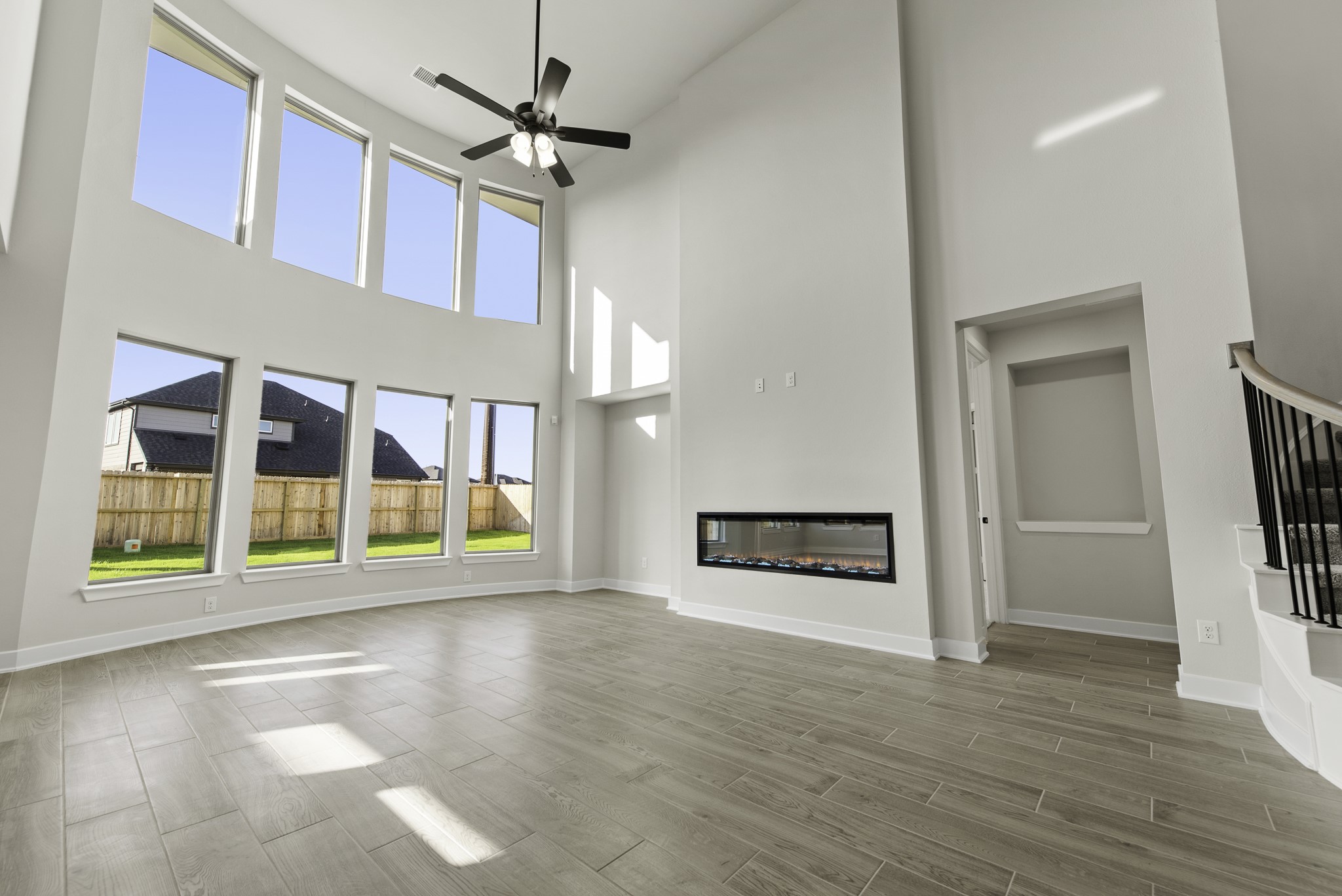 2643 Oregano Rise Drive Property Photo 3