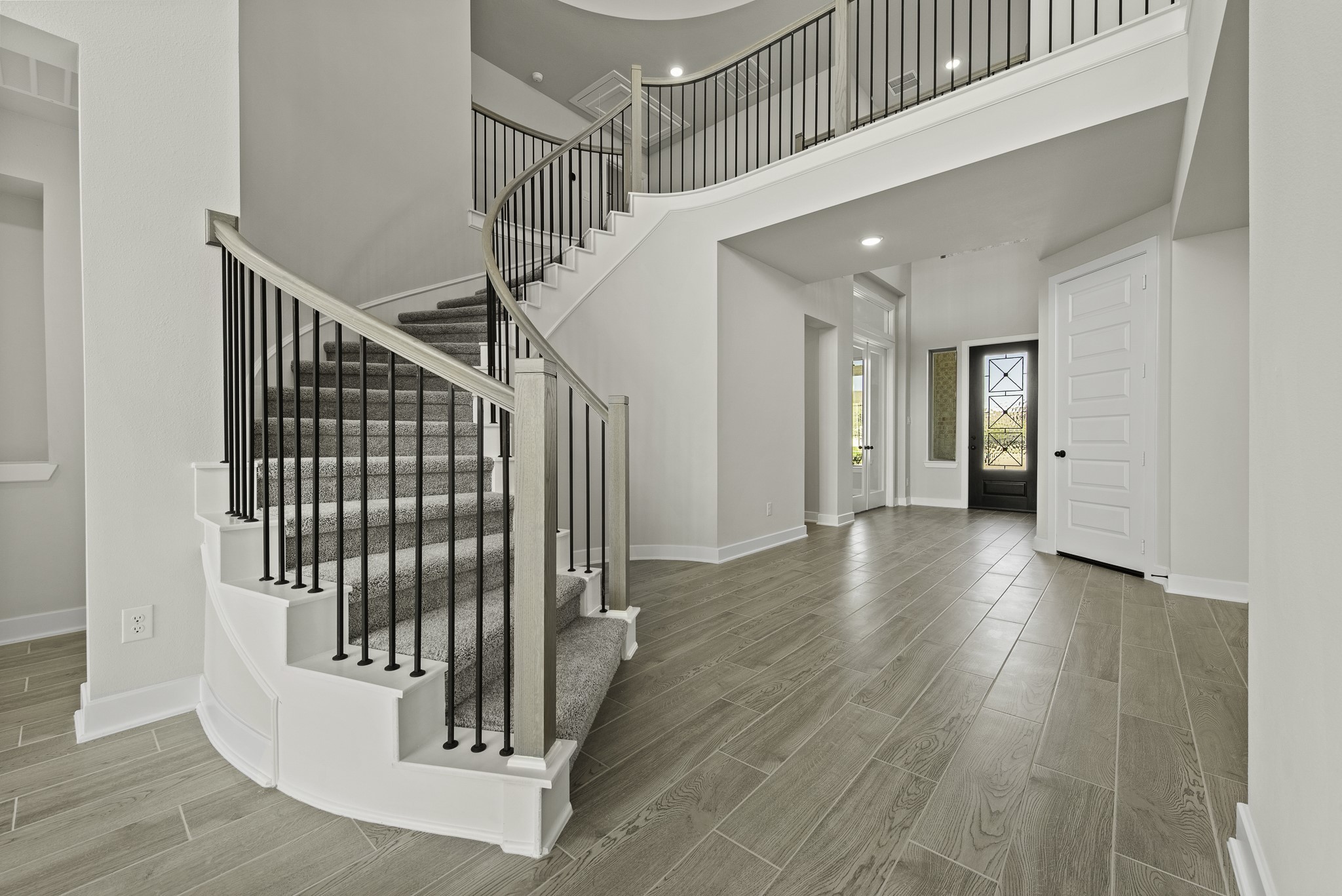 2643 Oregano Rise Drive Property Photo 7