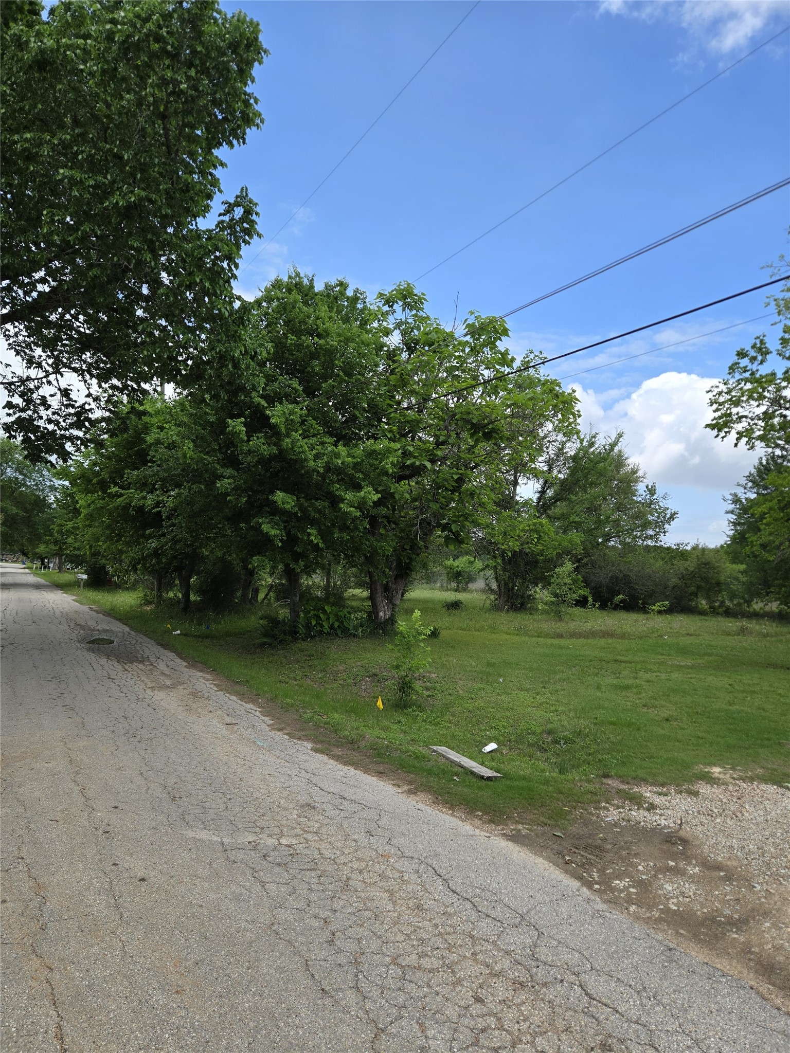 1340 Sauls Street Property Photo 9