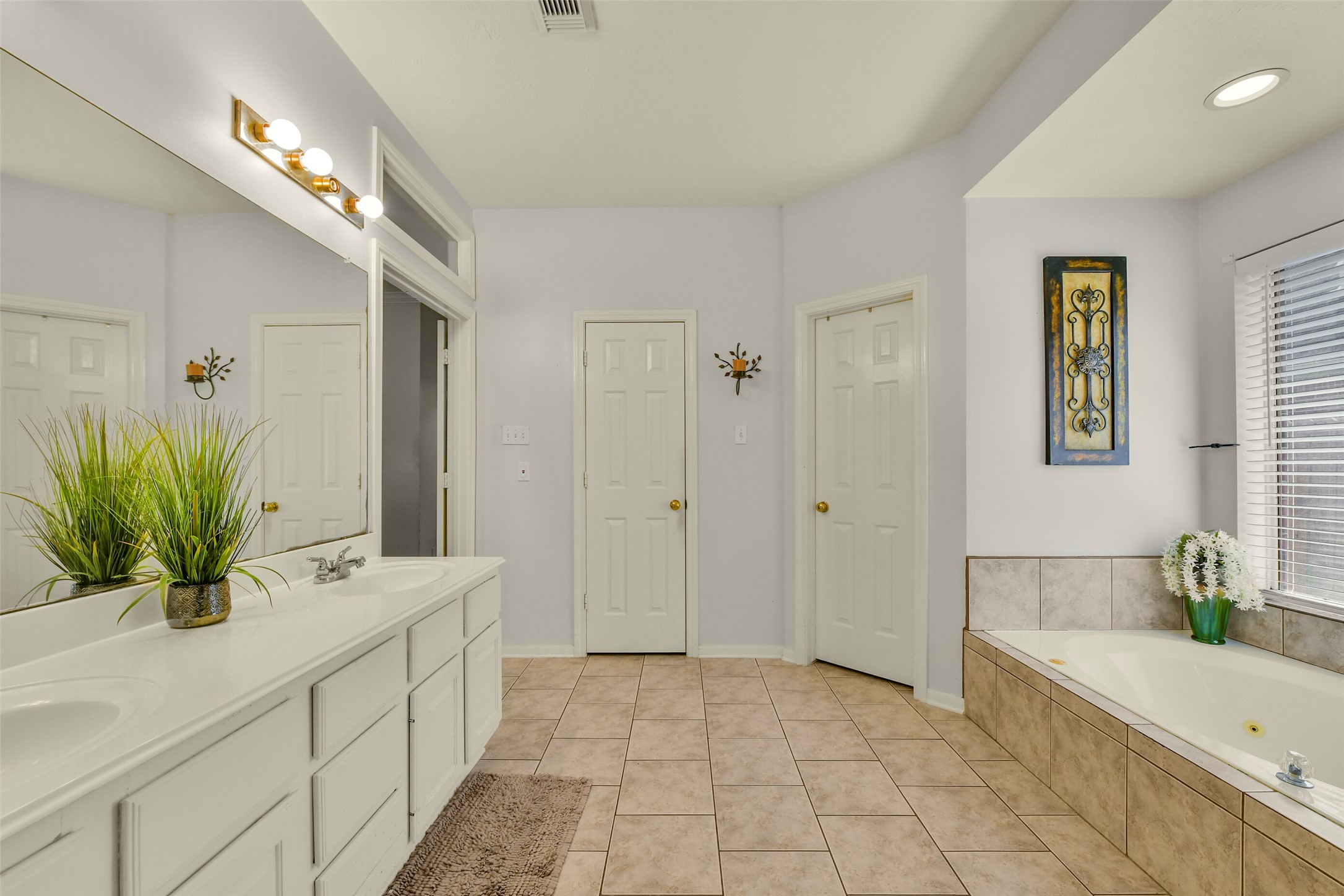 14002 Crown Glen Court Property Photo 17