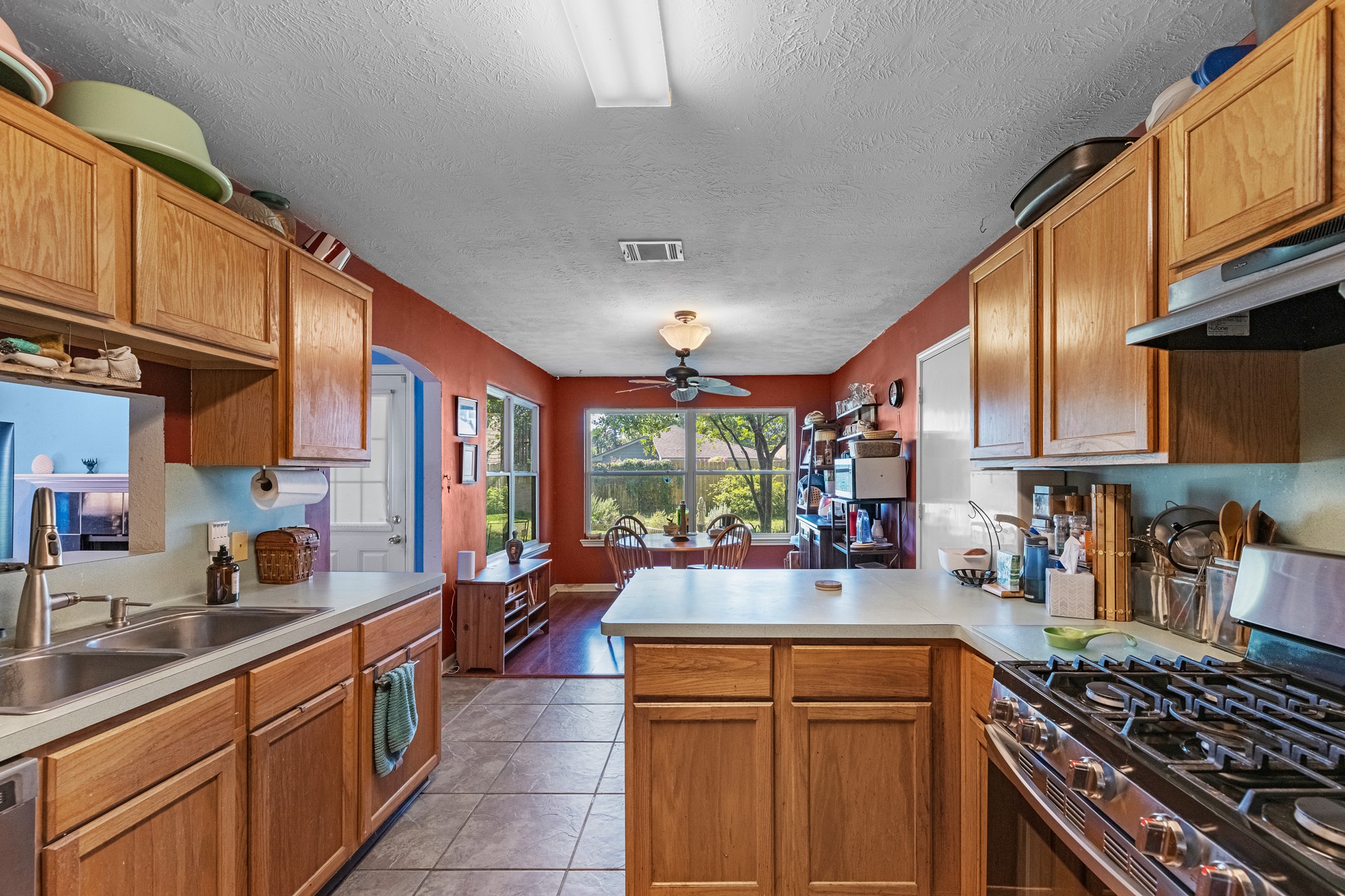 9115 Reagan Meadow Court Property Photo 18