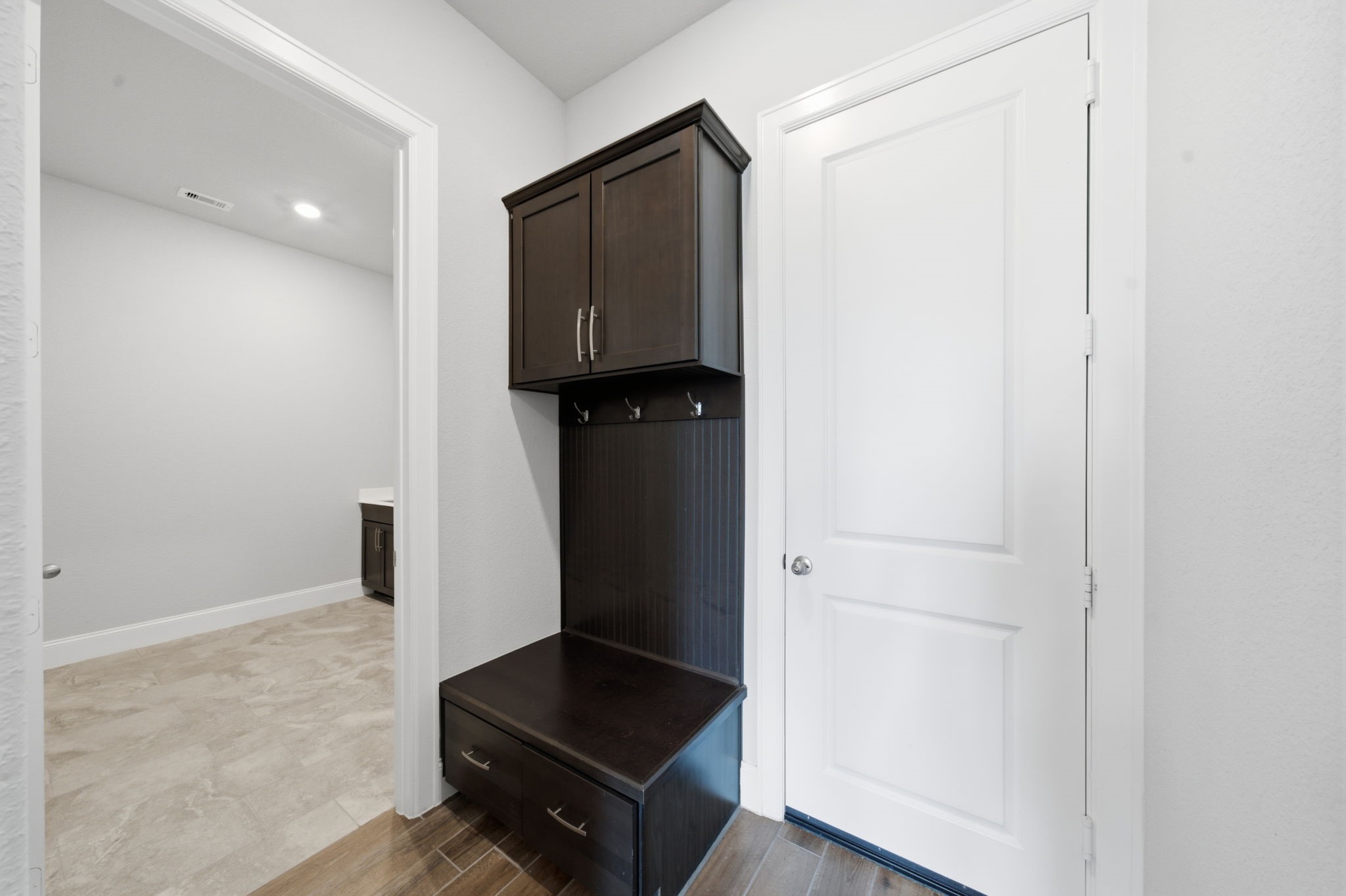 4227 Martin Ridge Drive Property Photo 22