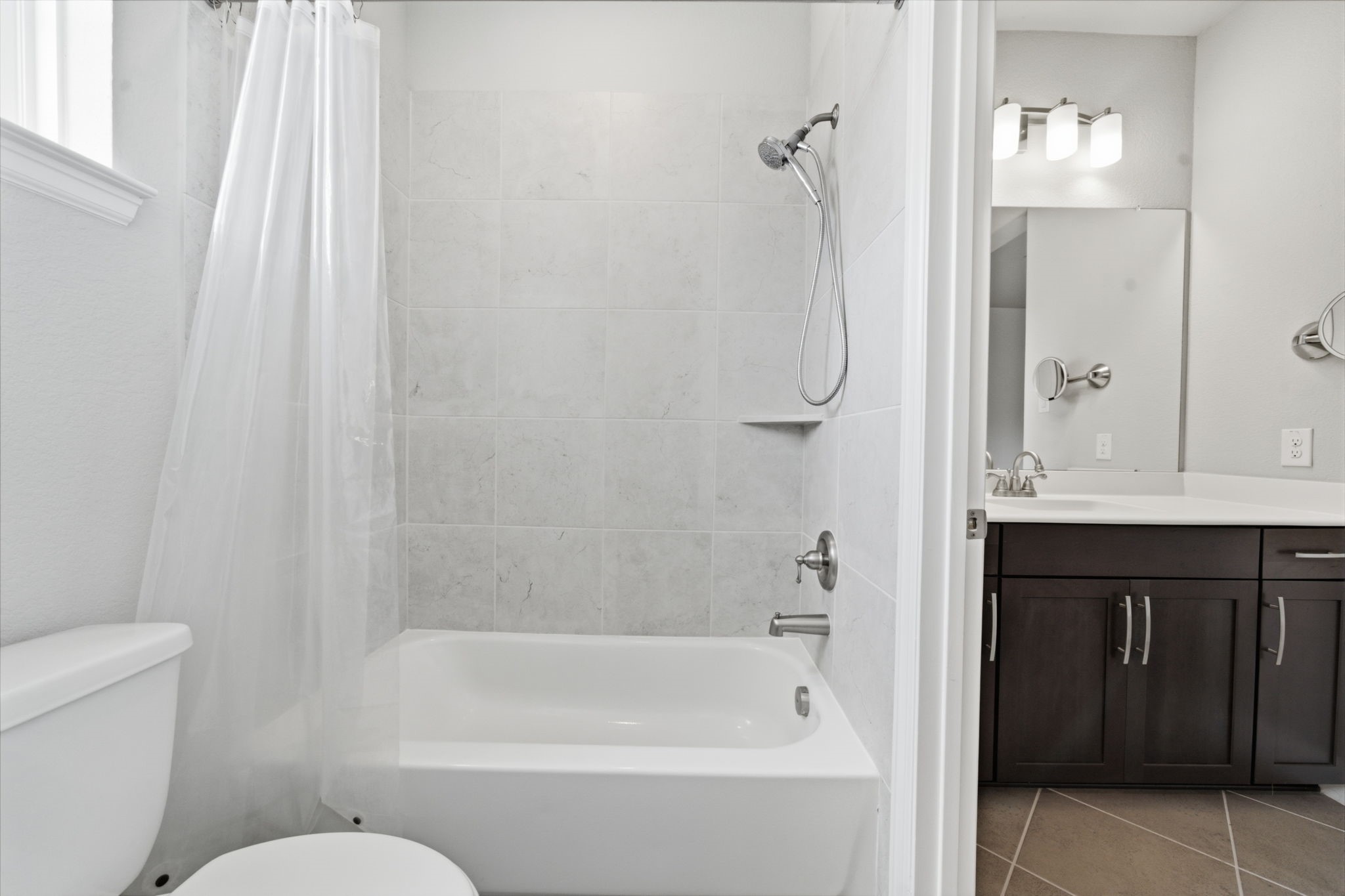 4227 Martin Ridge Drive Property Photo 37