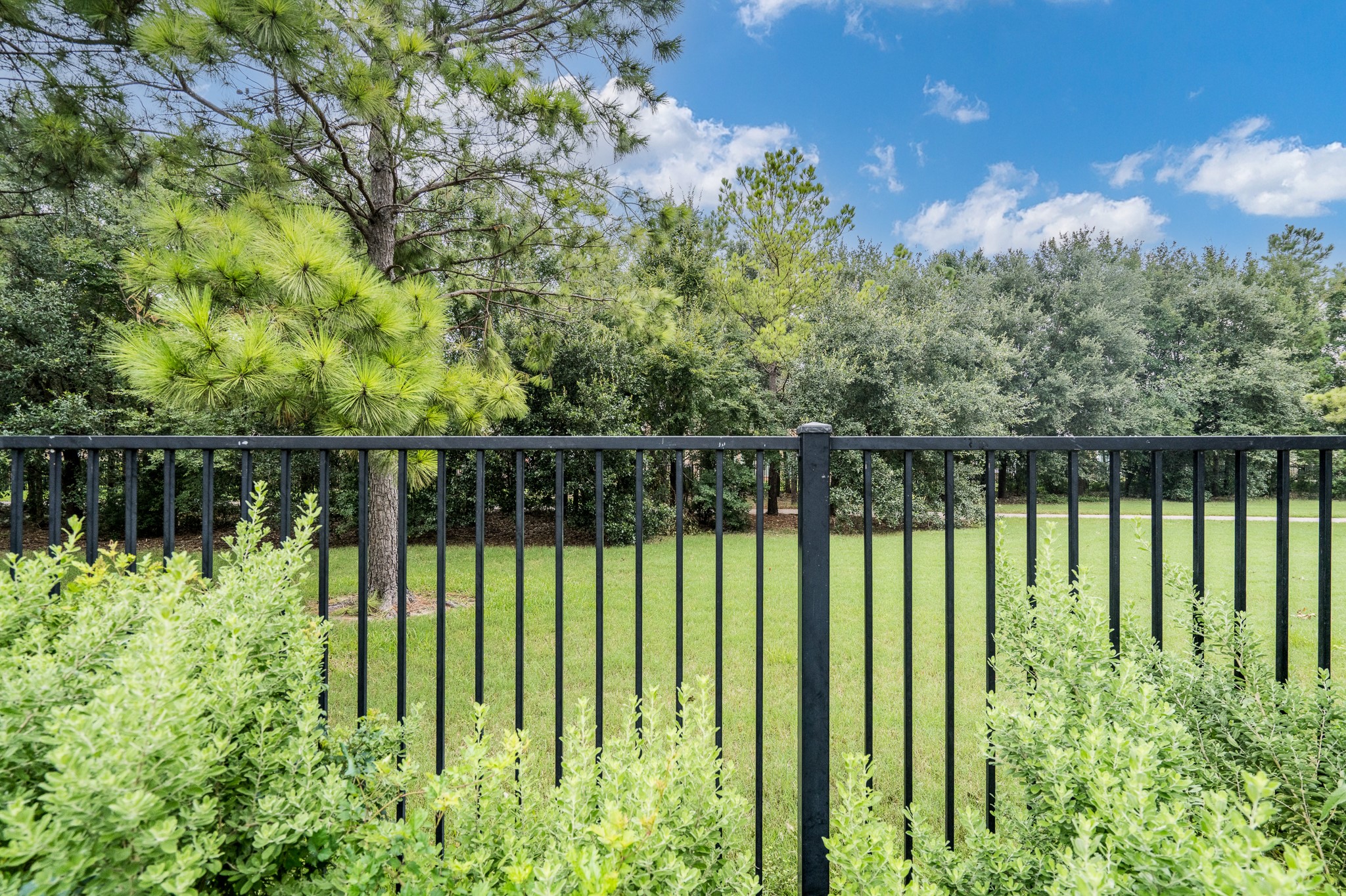 18918 Cove Pointe Dr Property Photo 9