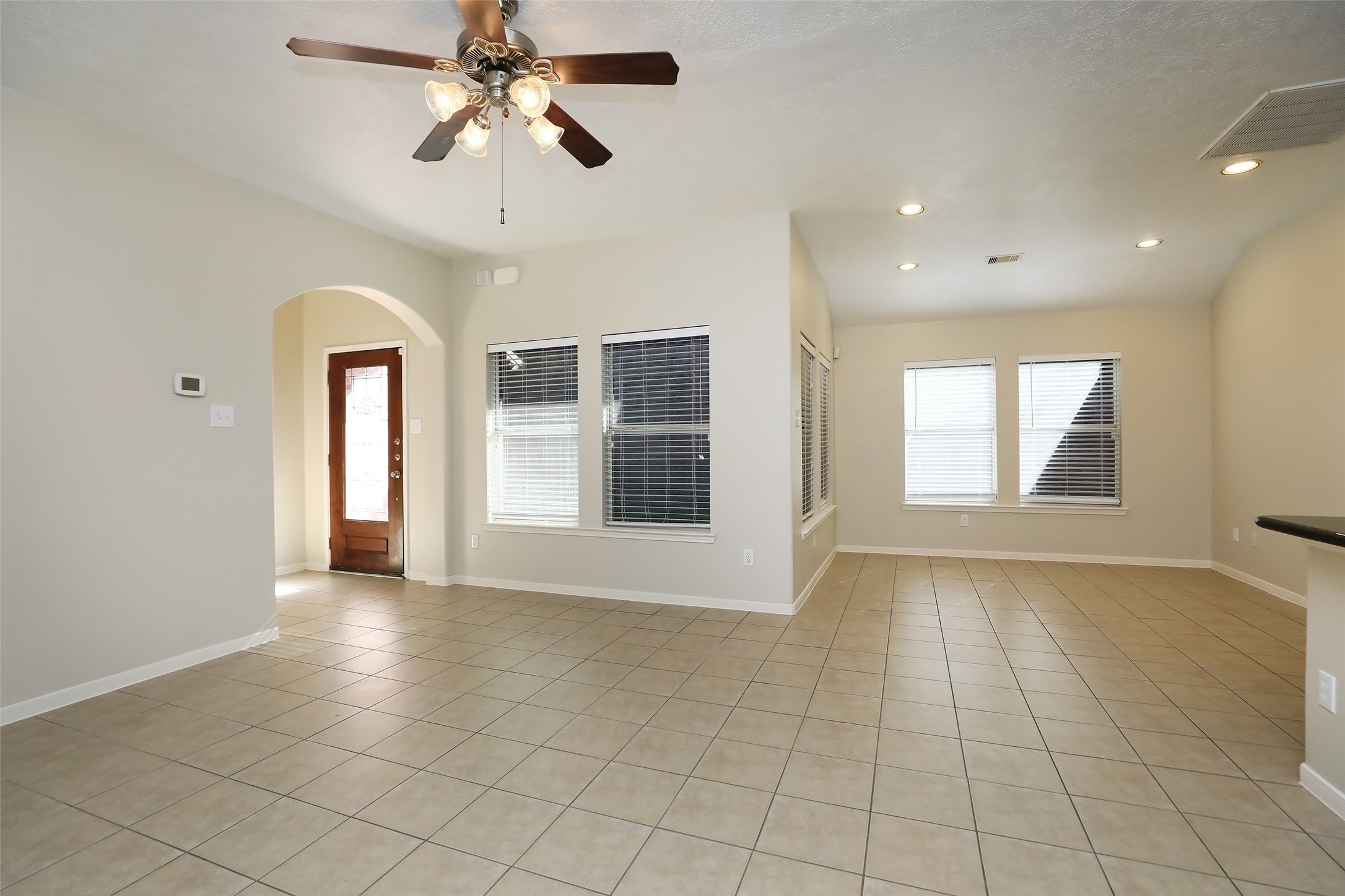 8231 Gran Villa Drive Property Photo 5
