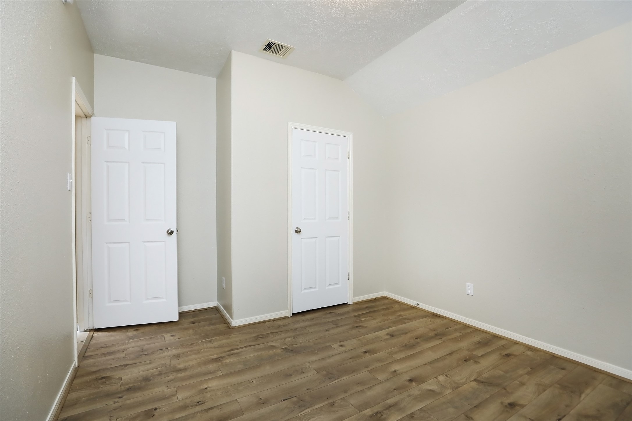 8231 Gran Villa Drive Property Photo 26