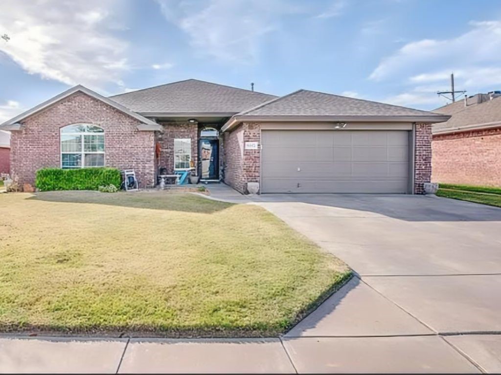 6115 100th Street Property Photo 1