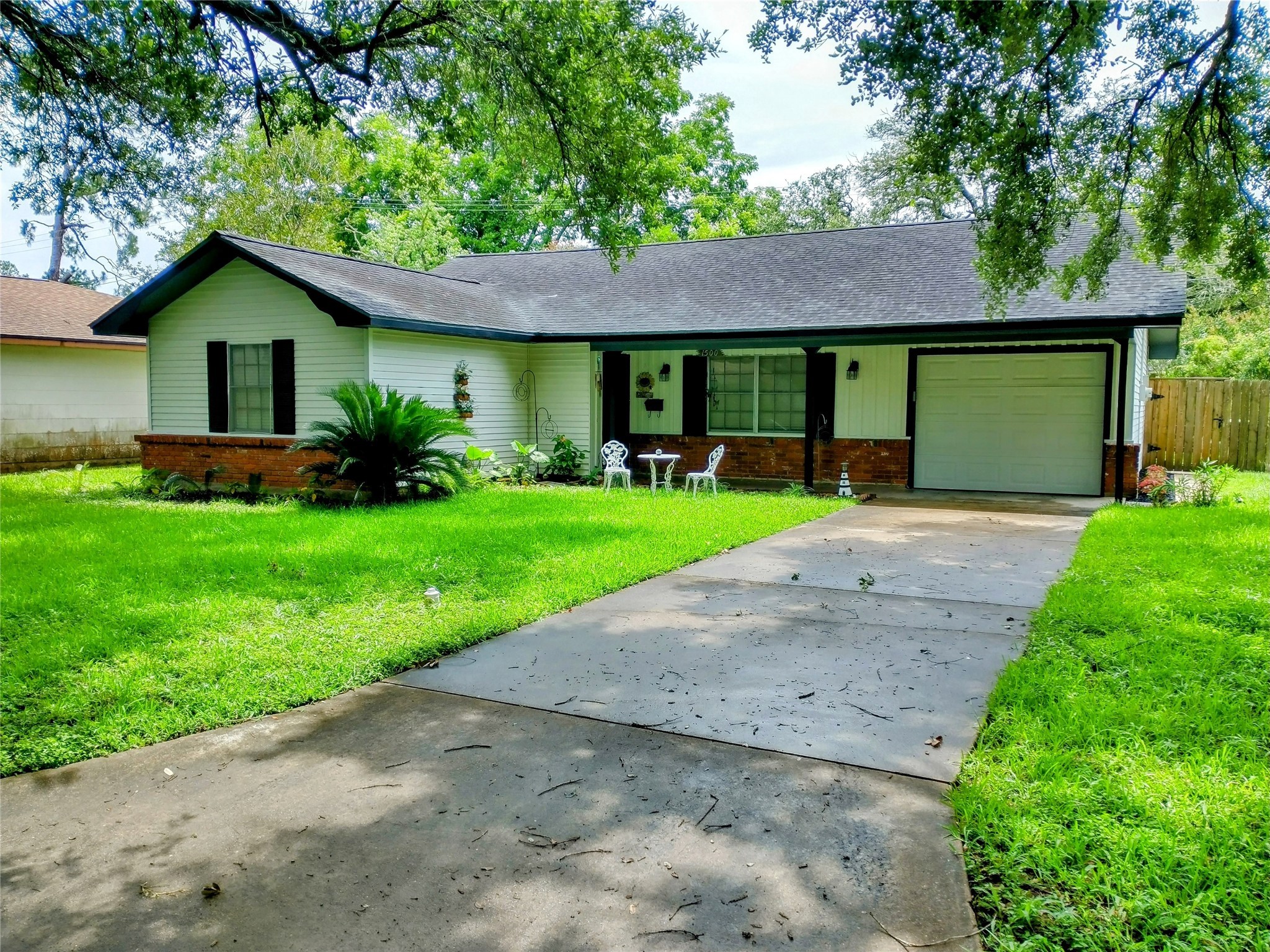 1500 Andrea Drive Property Photo 1