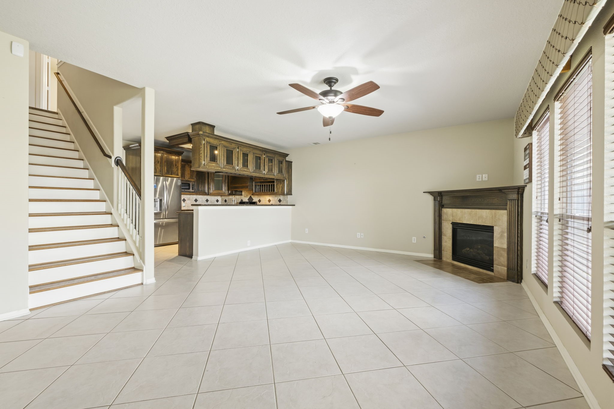 22519 Spring Crossing Drive Property Photo 10