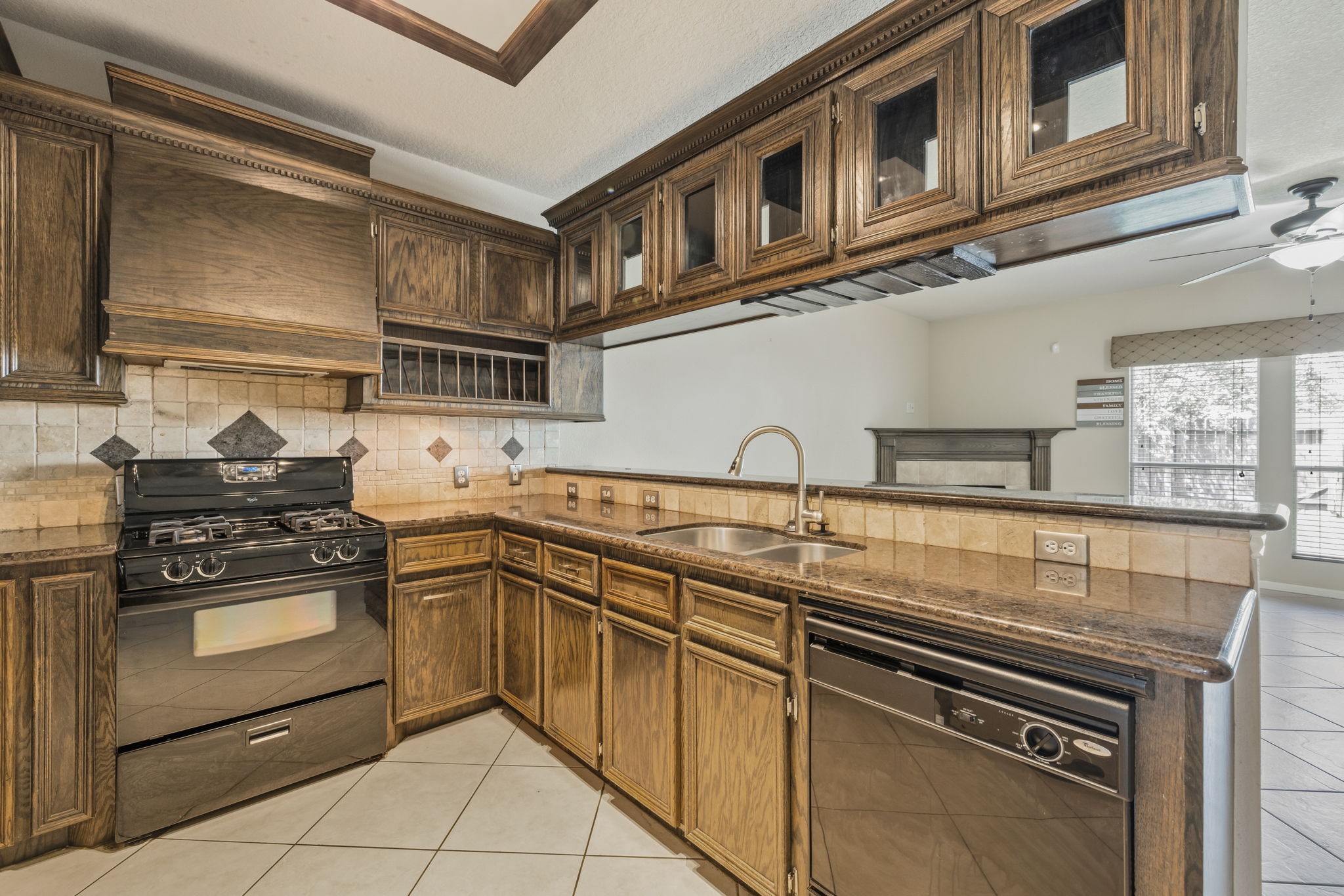 22519 Spring Crossing Drive Property Photo 13