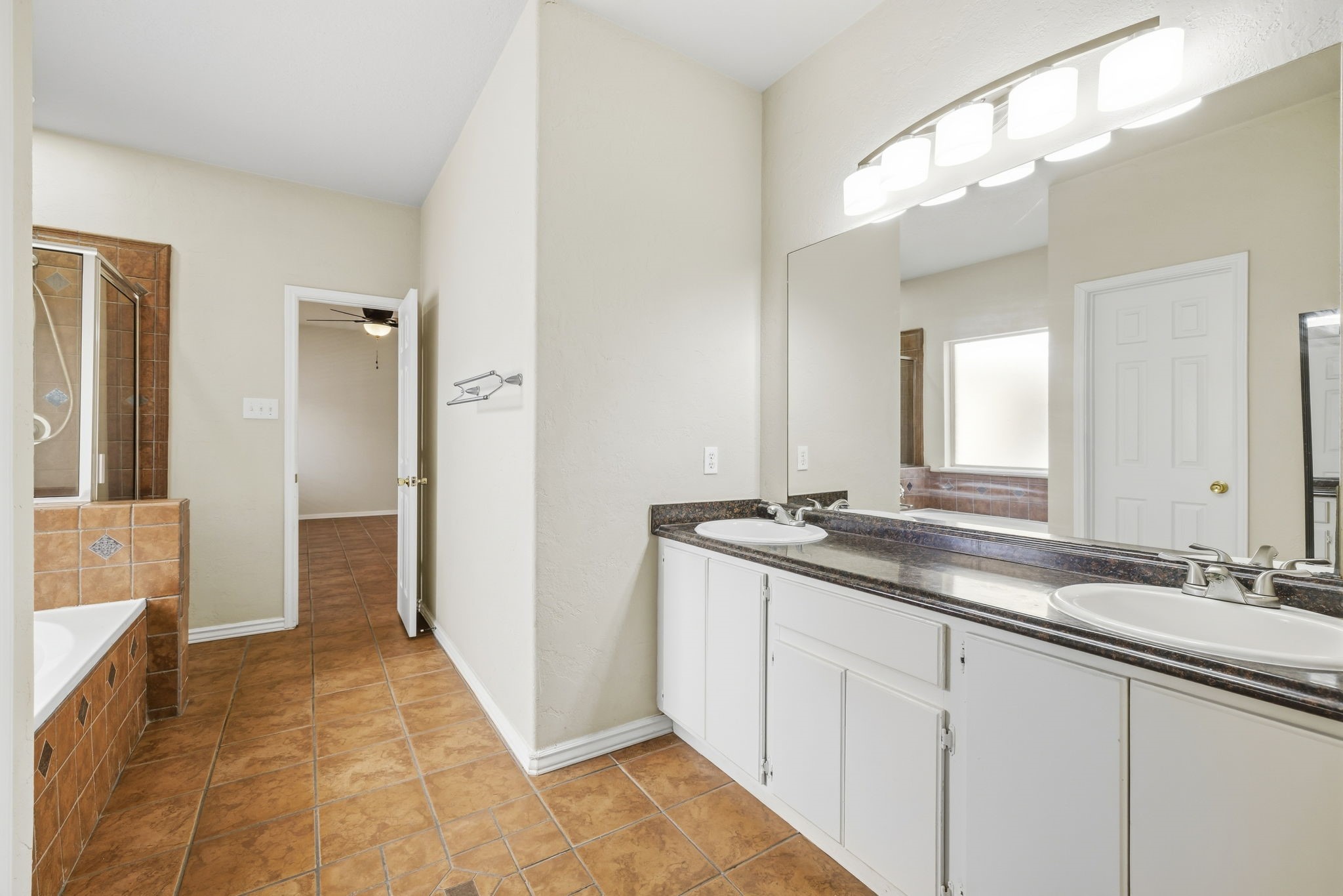 22519 Spring Crossing Drive Property Photo 19