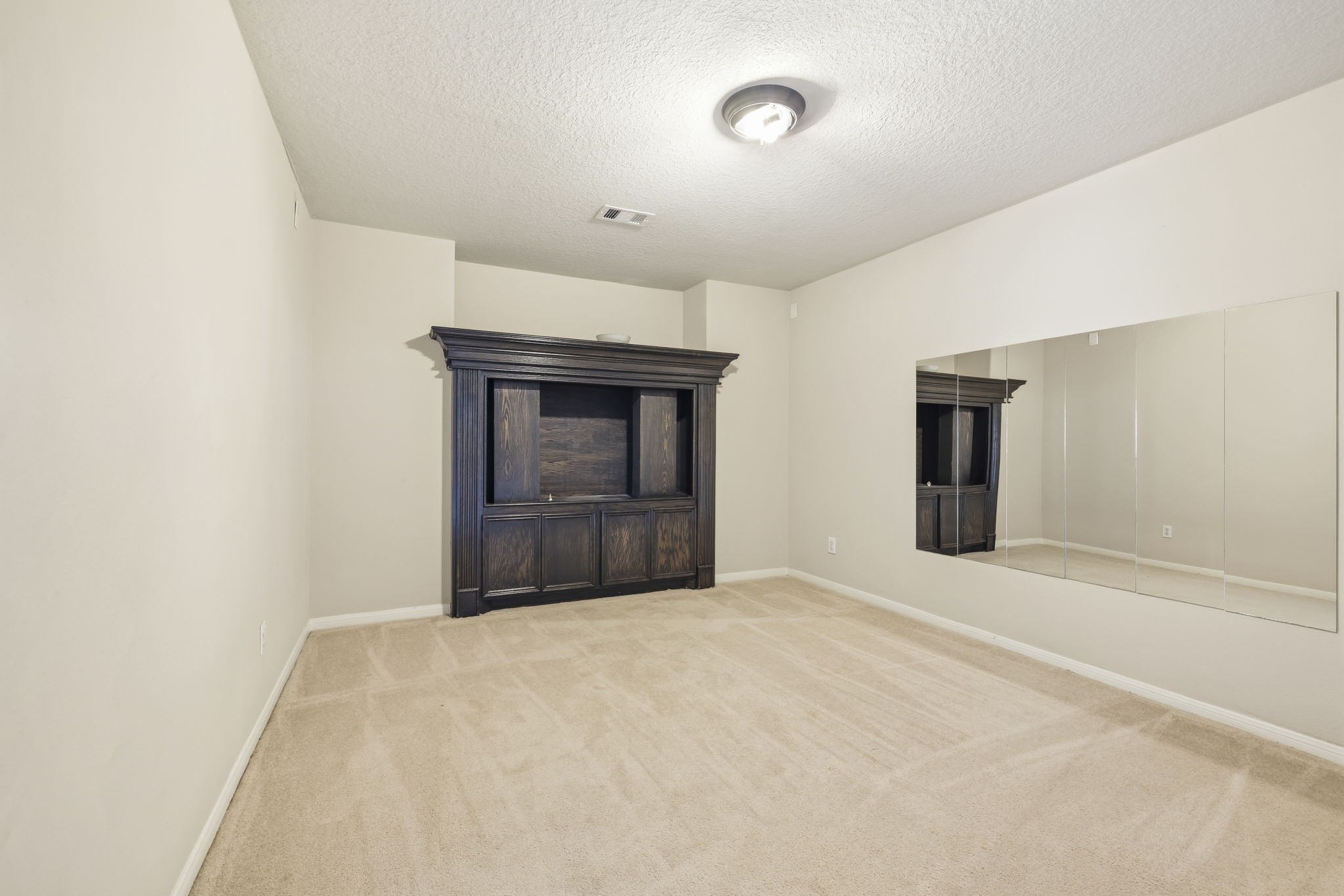22519 Spring Crossing Drive Property Photo 25