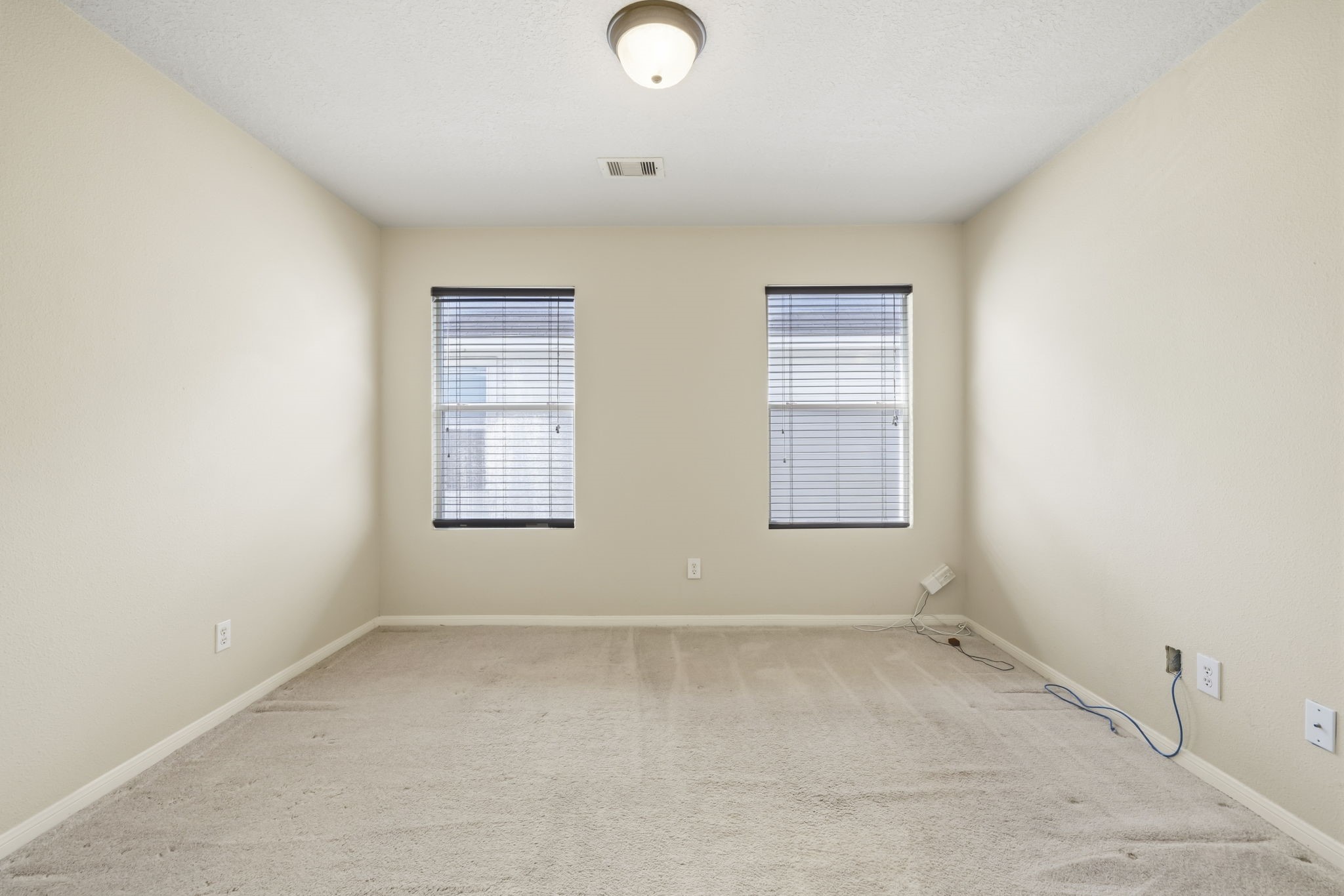 22519 Spring Crossing Drive Property Photo 28