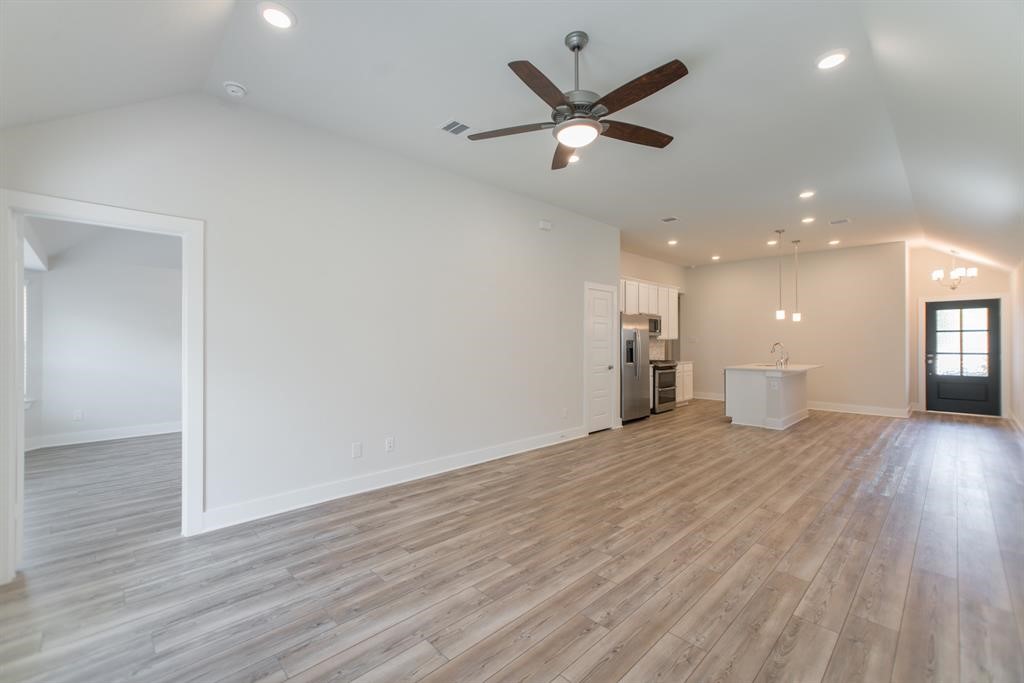 10626 Whitejacket Drive Property Photo 12