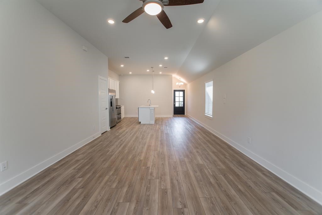 10626 Whitejacket Drive Property Photo 14