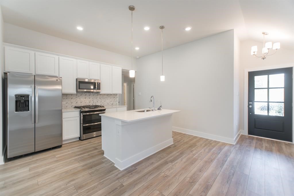 10626 Whitejacket Drive Property Photo 18