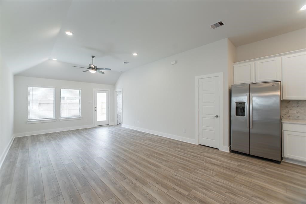 10626 Whitejacket Drive Property Photo 23