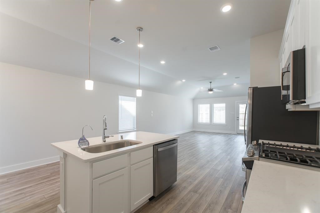 10626 Whitejacket Drive Property Photo 26