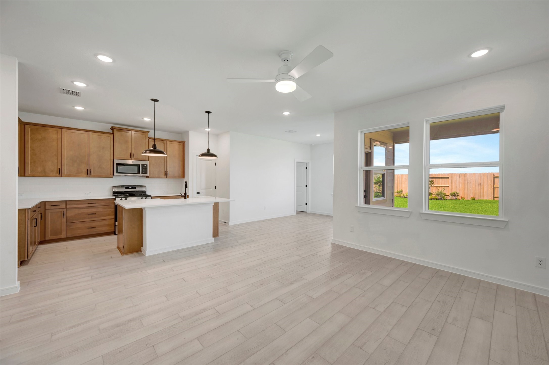 583 Day Station Drive Property Photo 4
