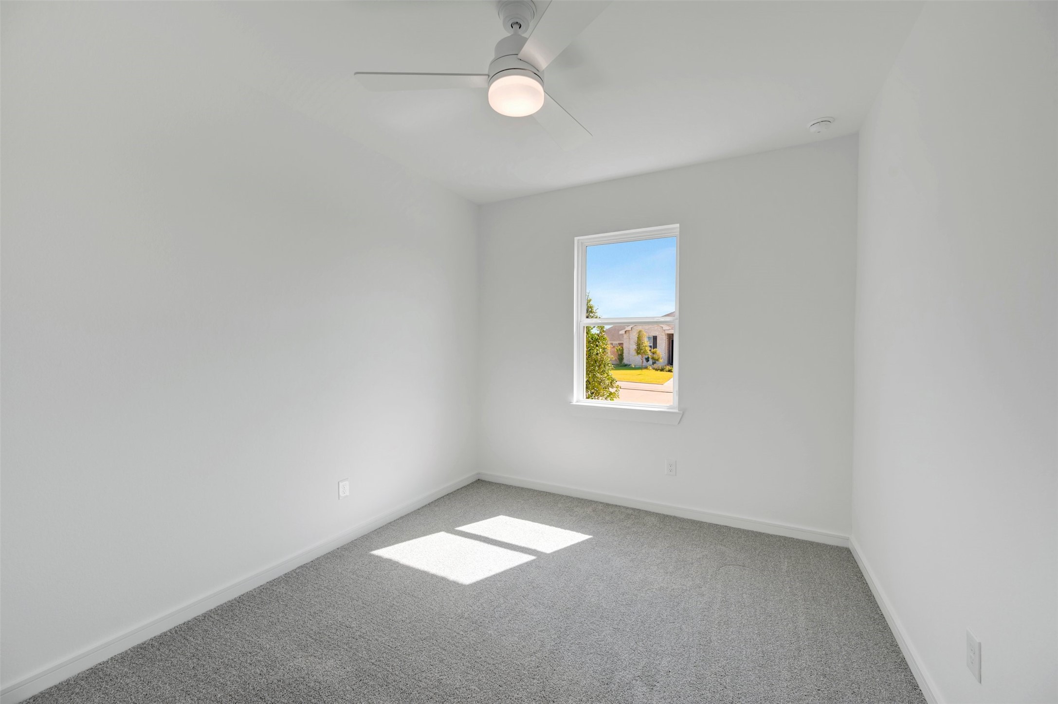 583 Day Station Drive Property Photo 15