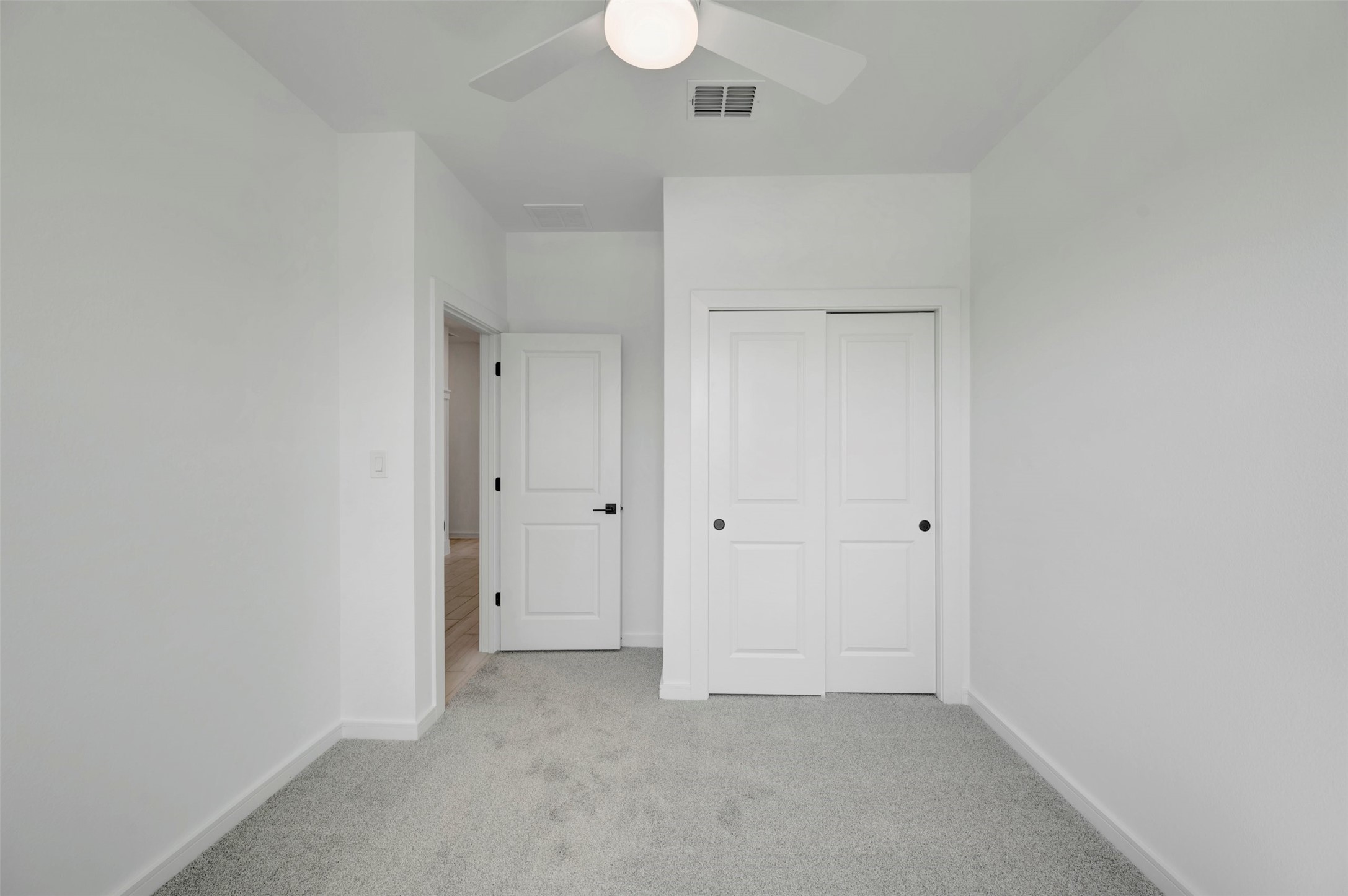 583 Day Station Drive Property Photo 16