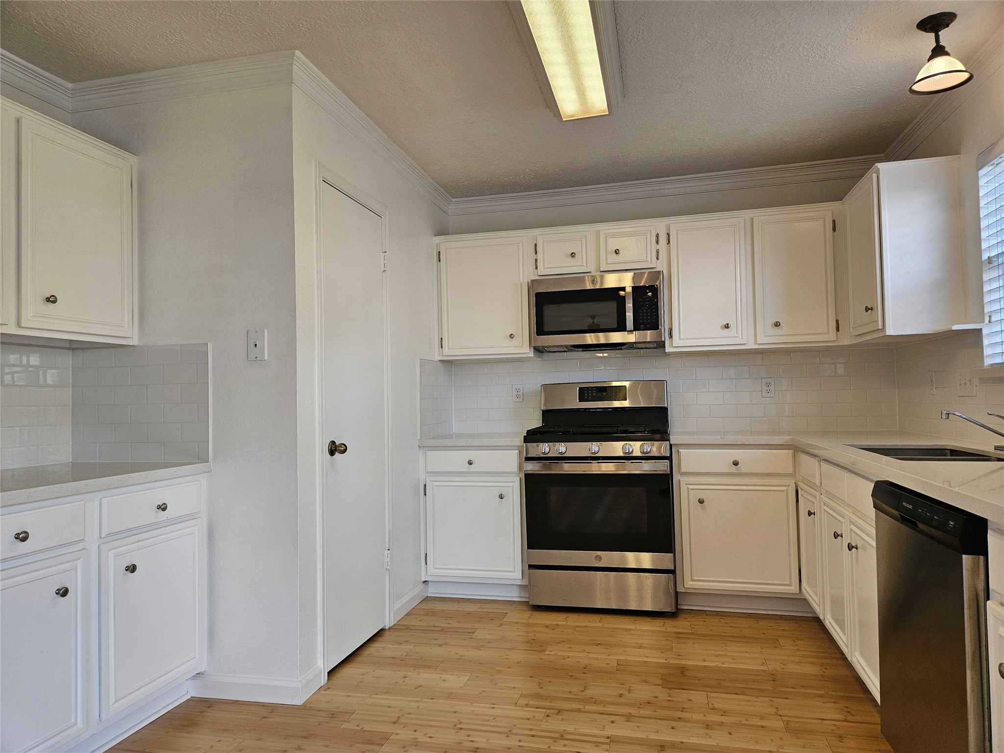 22610 August Leaf Drive Property Photo 9