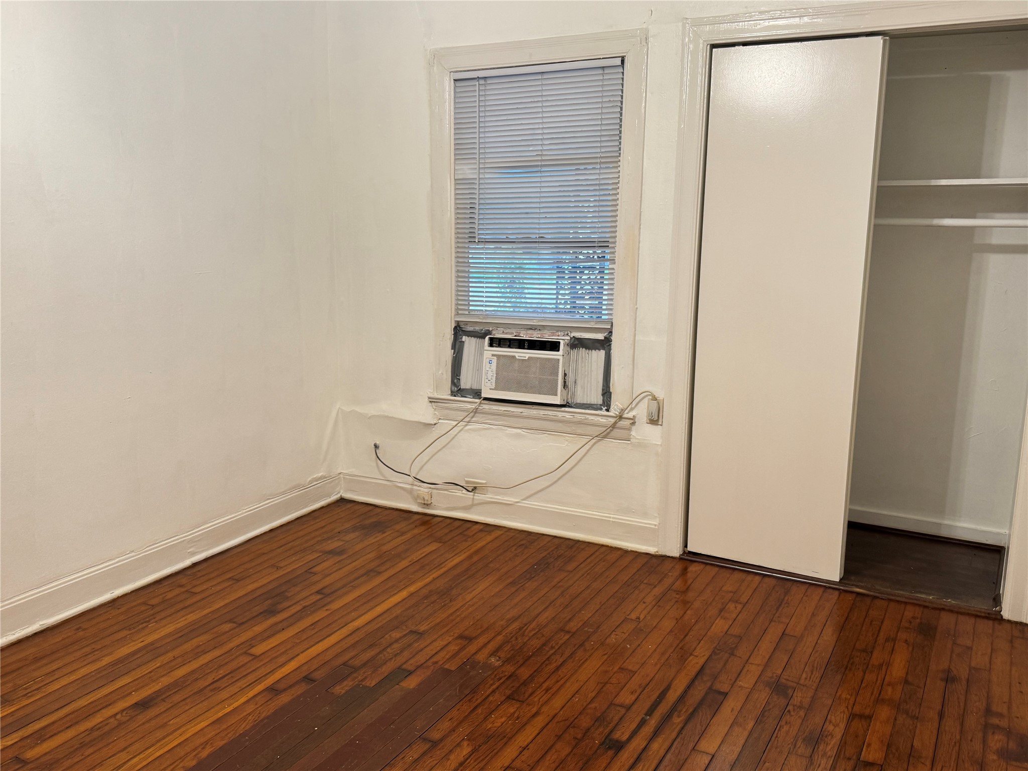 1614 W Sidnor Street Property Photo 6