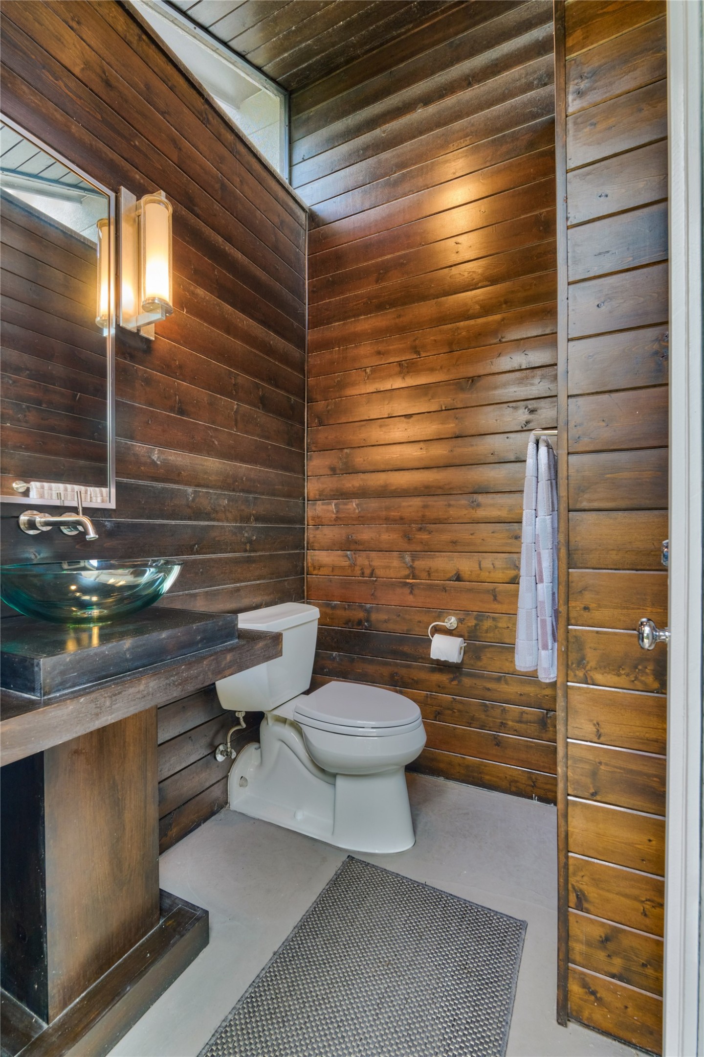 9943 Pebble View Court Property Photo 40