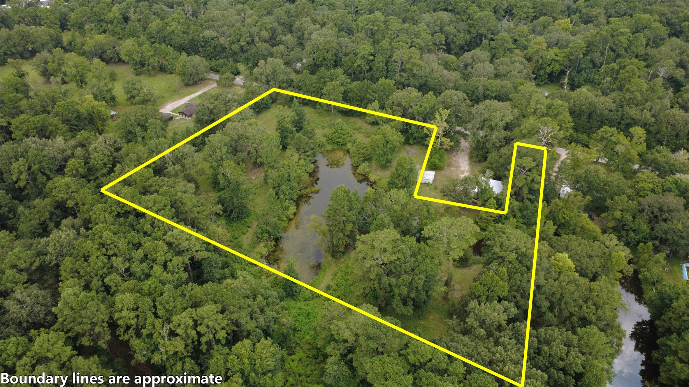 21981 Carol Road Property Photo 1