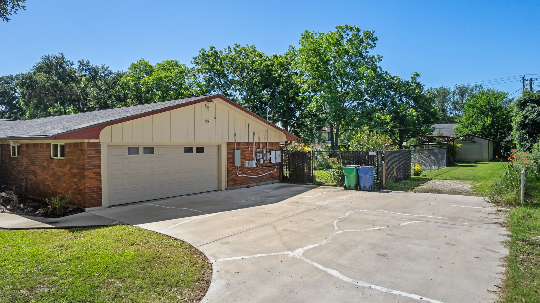 616 Cannan Drive Property Photo 44