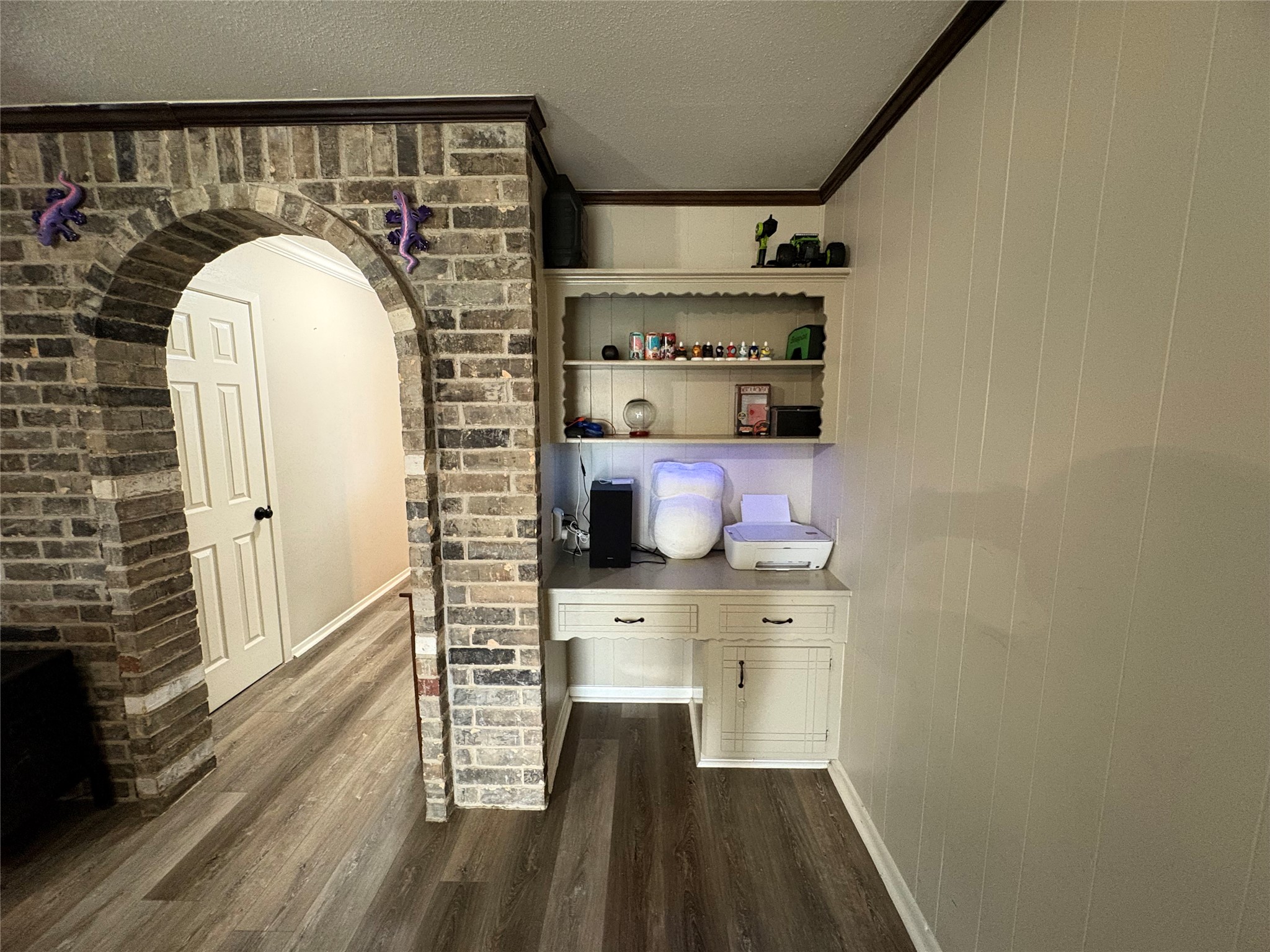 21802 Rotherham Drive Property Photo 13