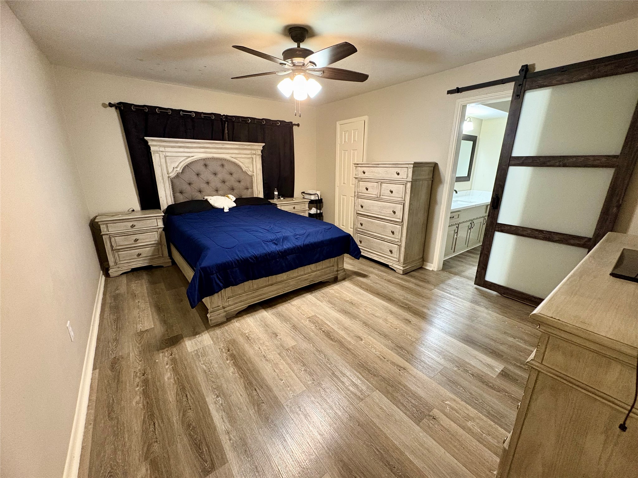 21802 Rotherham Drive Property Photo 14
