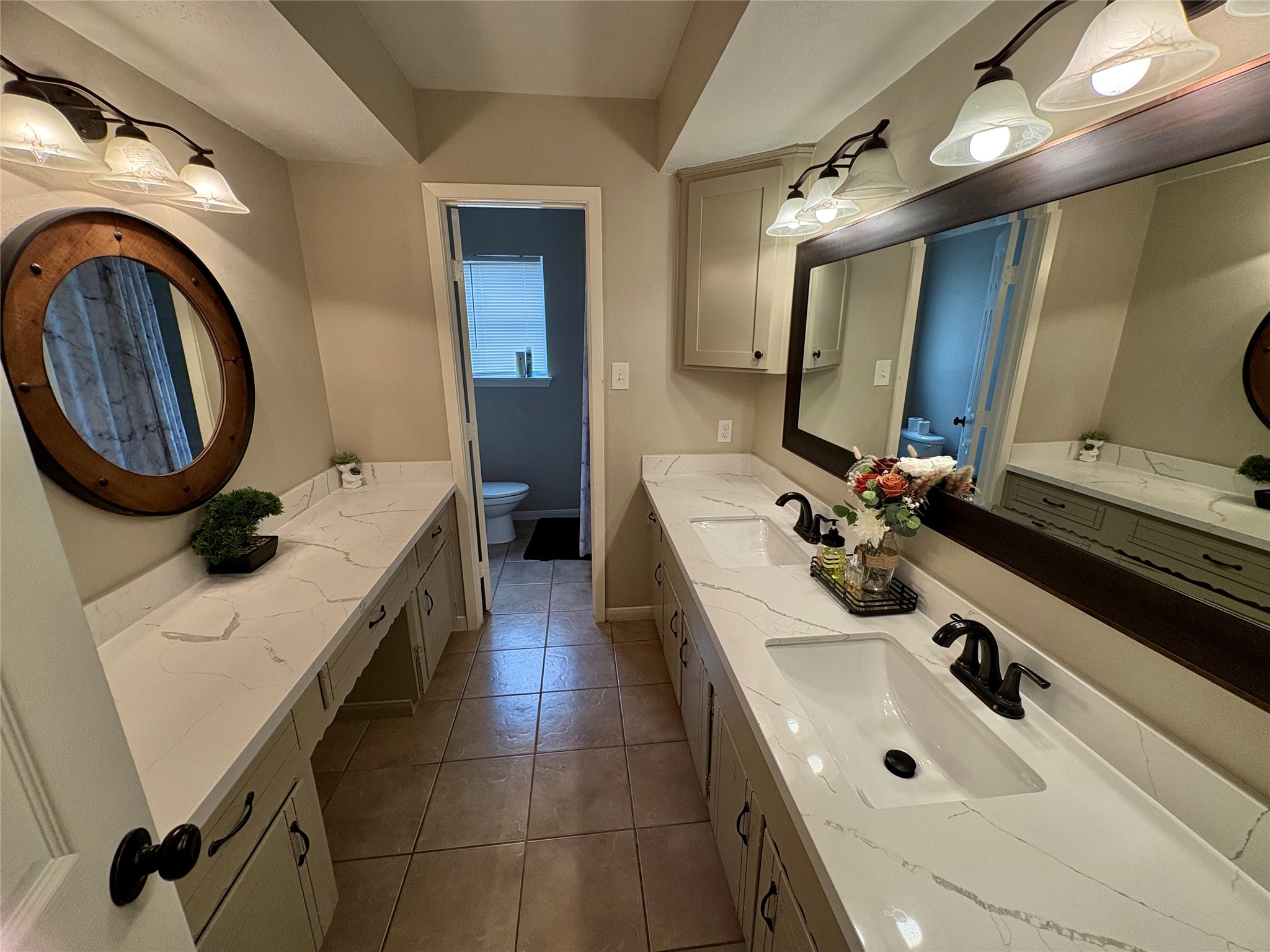 21802 Rotherham Drive Property Photo 20