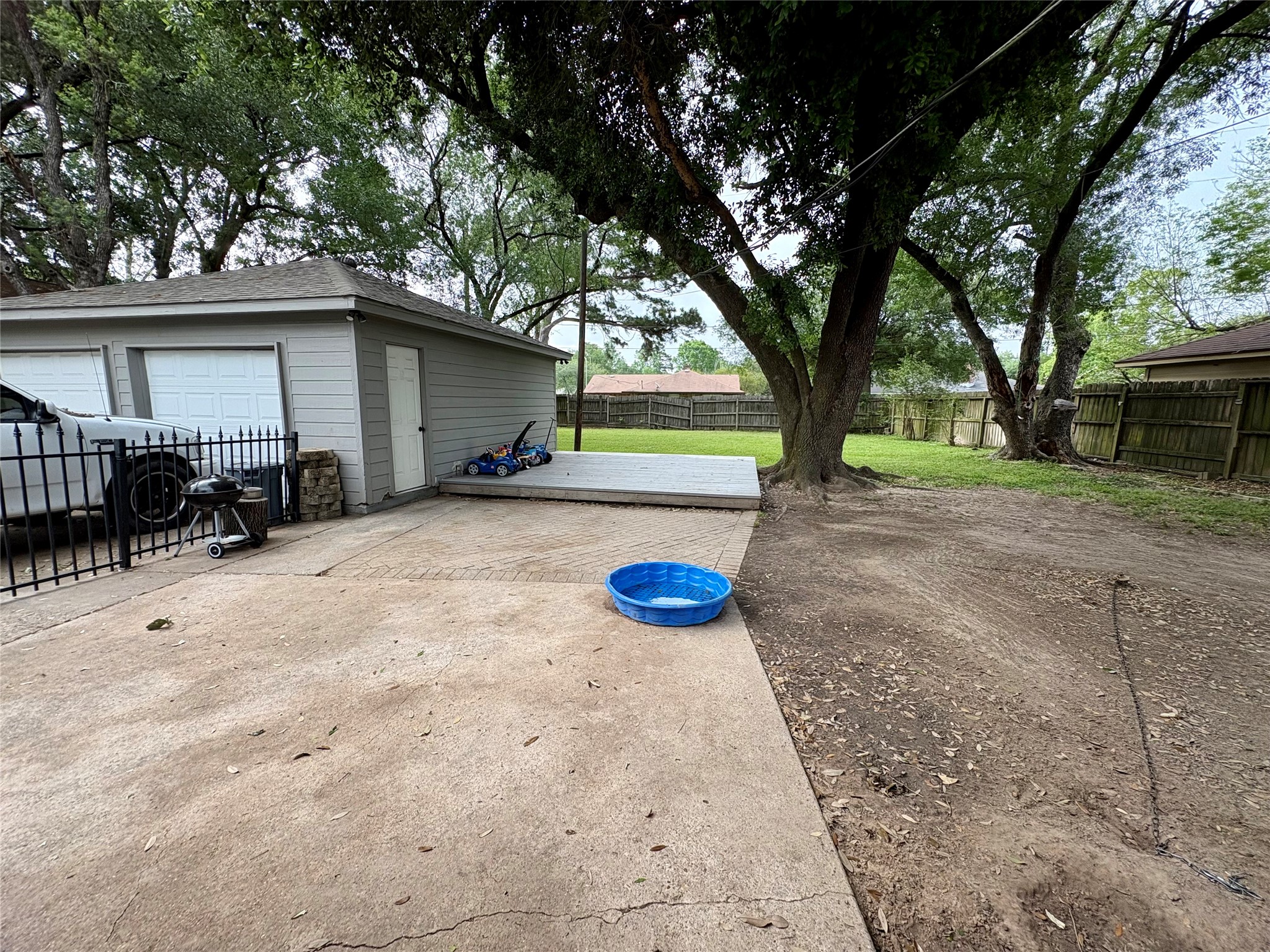 21802 Rotherham Drive Property Photo 22