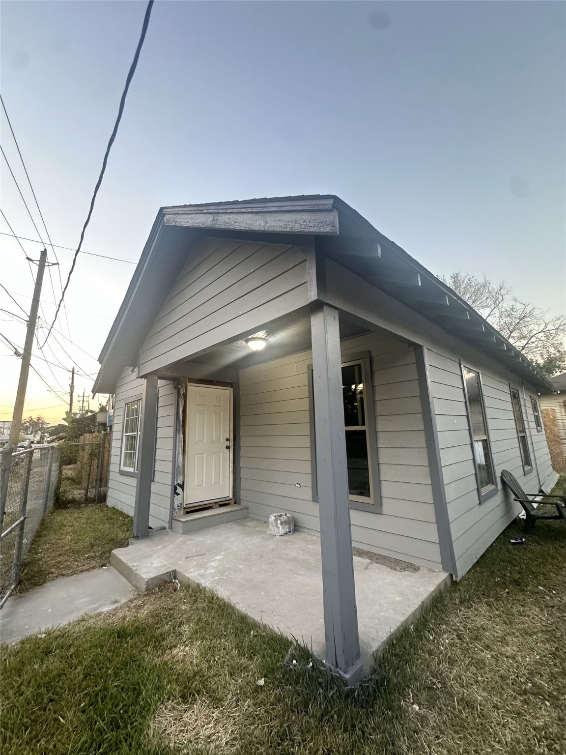 3231 Holman Street Property Photo