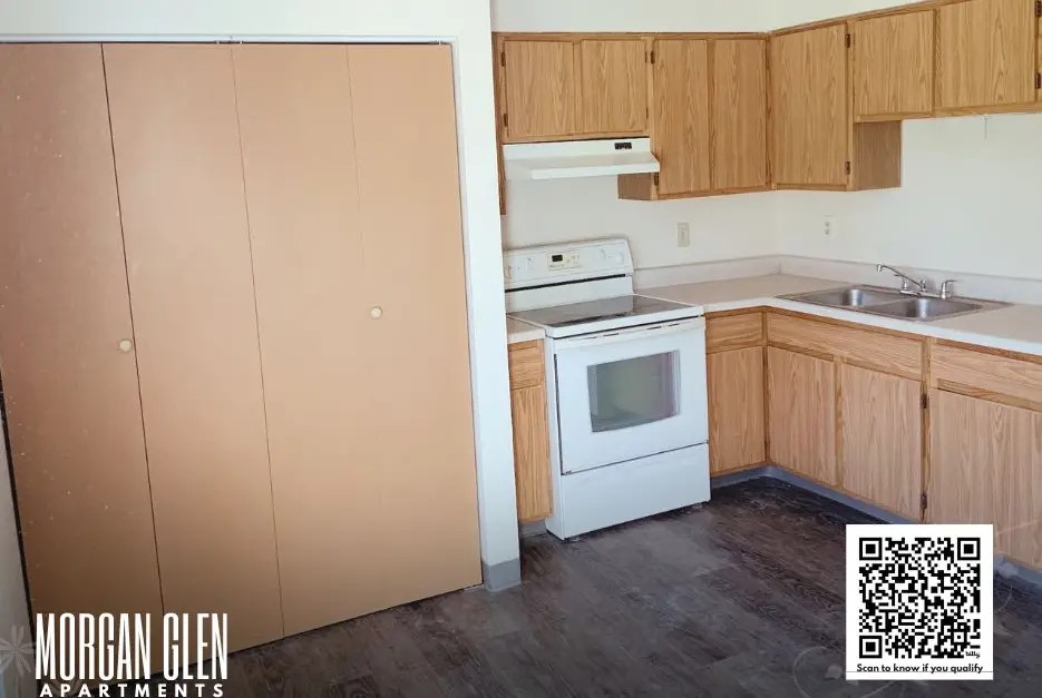 400 Park St Property Photo 6