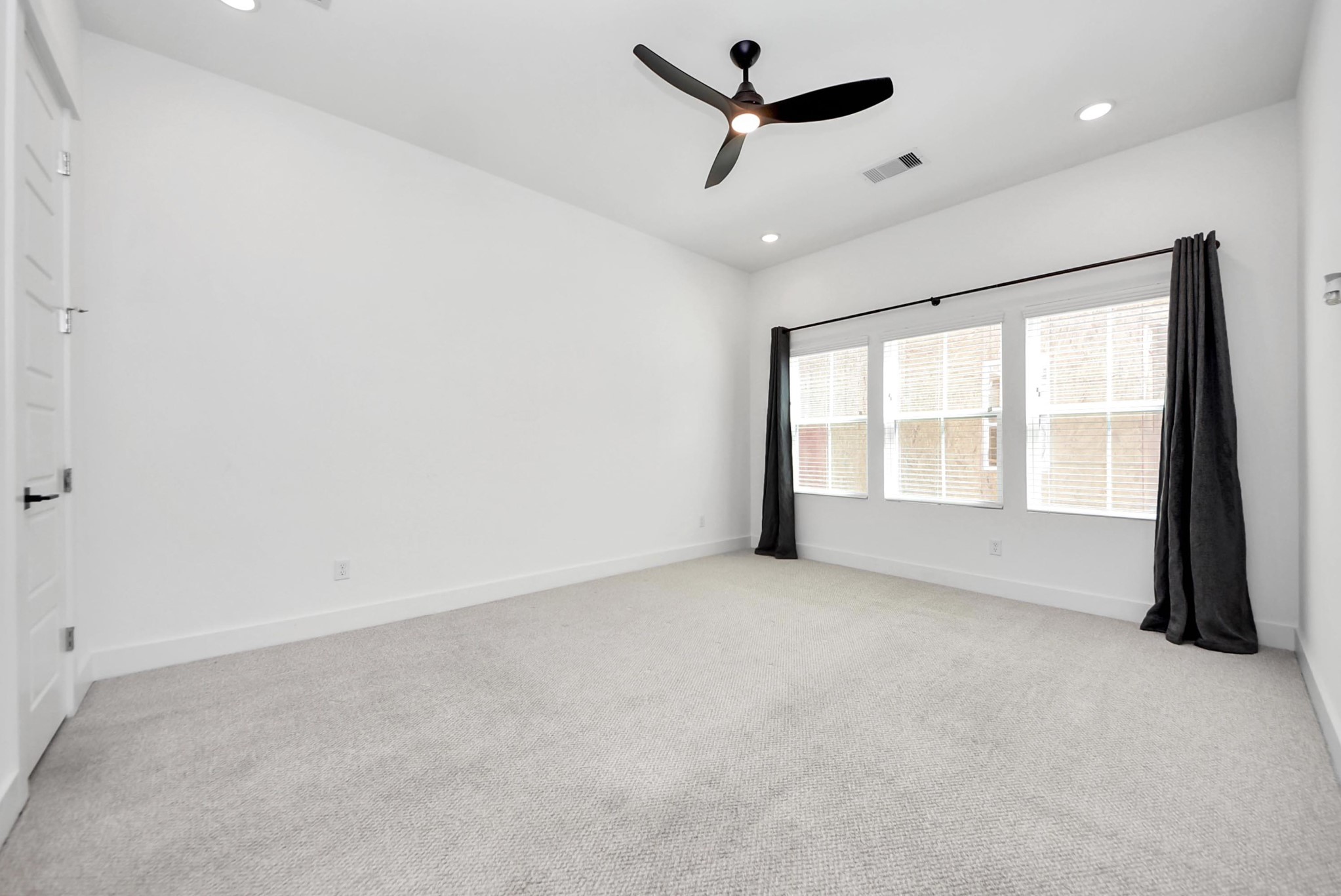 3010 Jensen Springs Lane Property Photo 33
