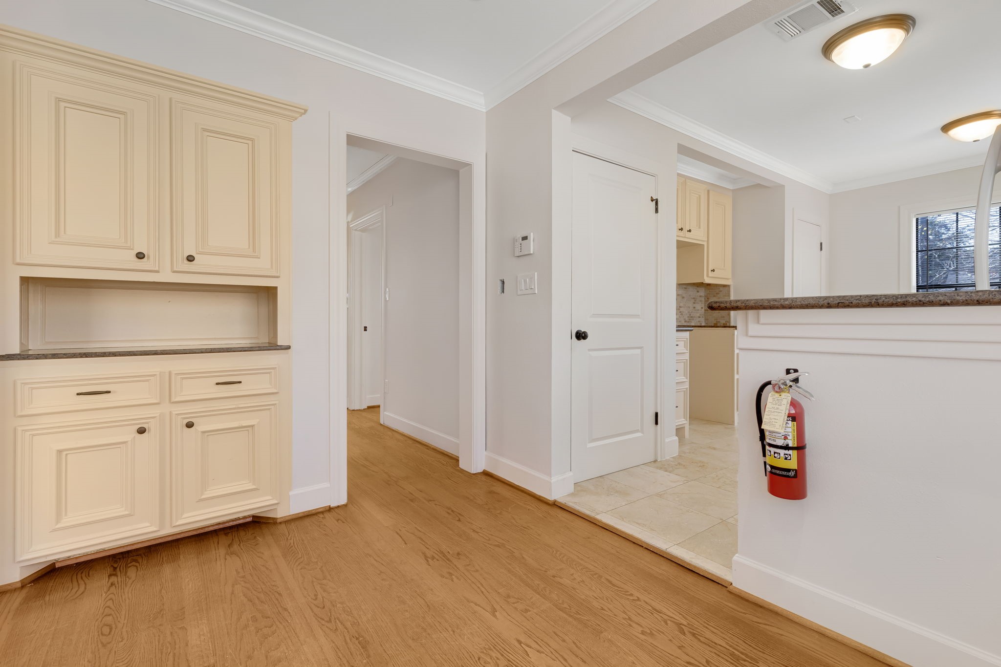 2306 Blodgett Street 2 Property Photo 5