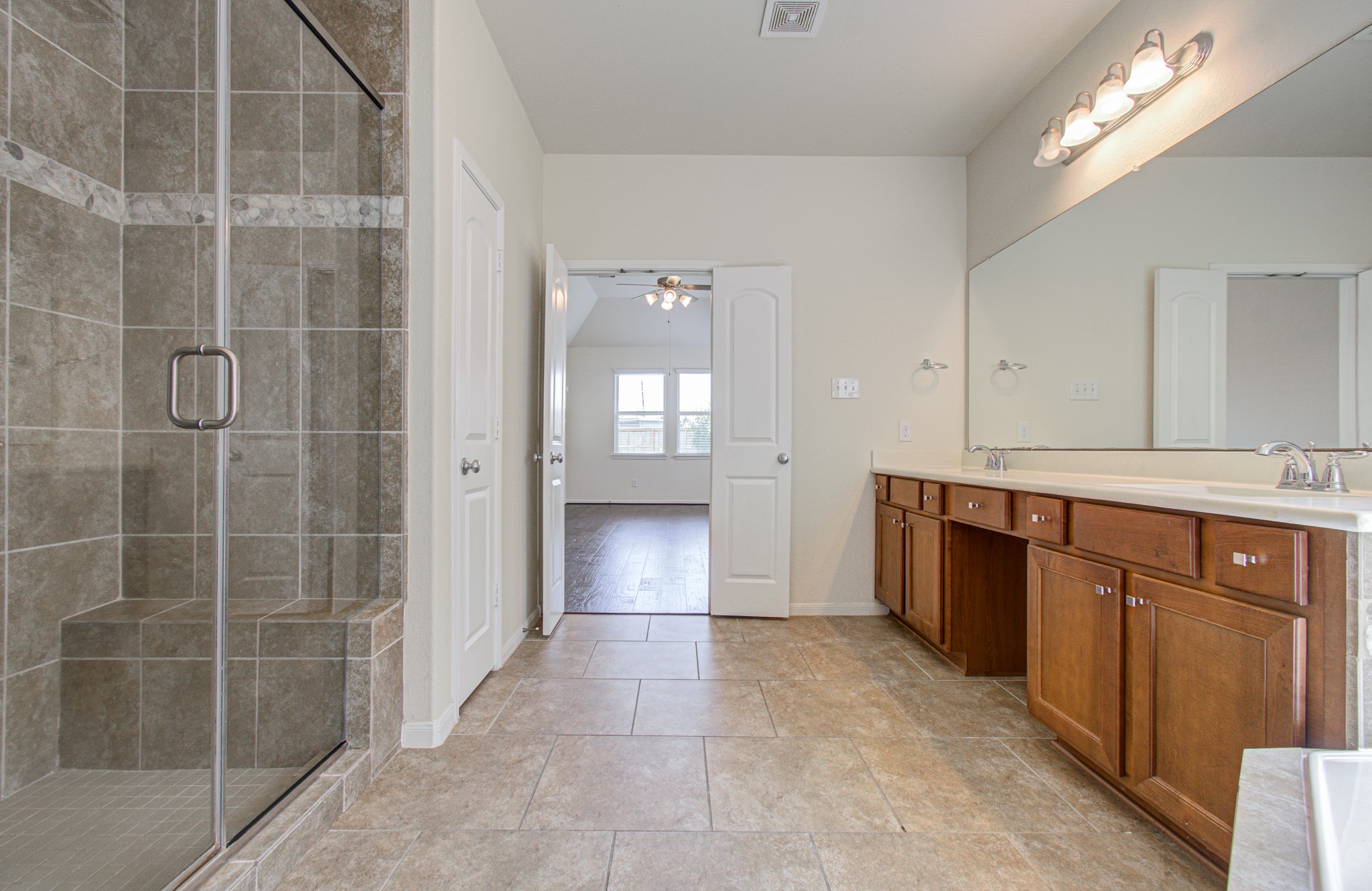 26831 Marble Lakes Drive Property Photo 4