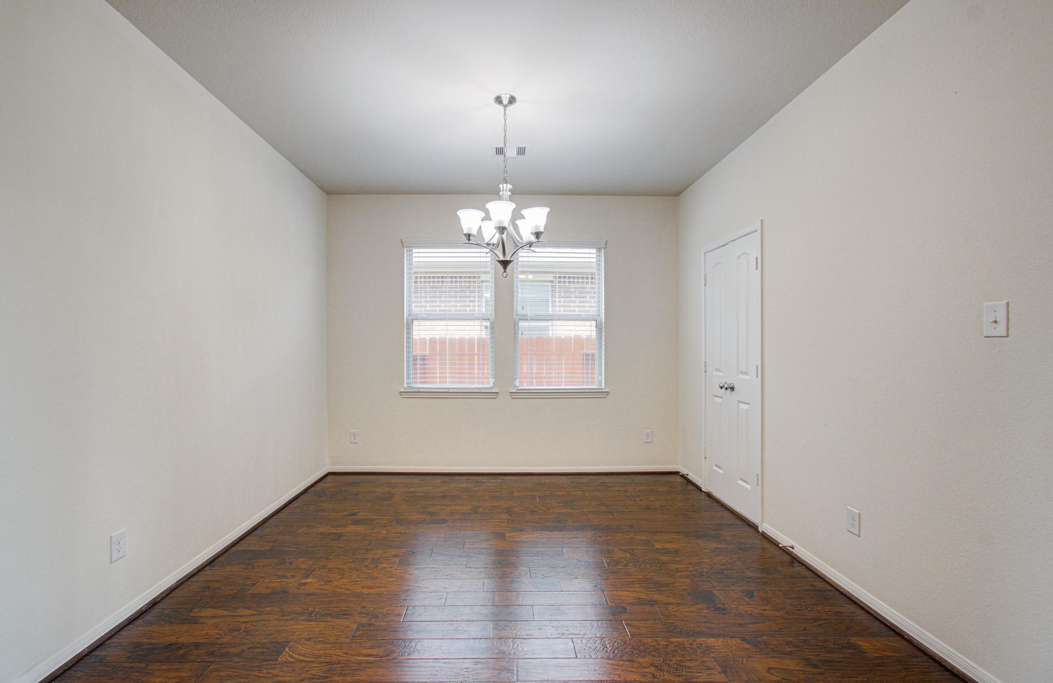 26831 Marble Lakes Drive Property Photo 16