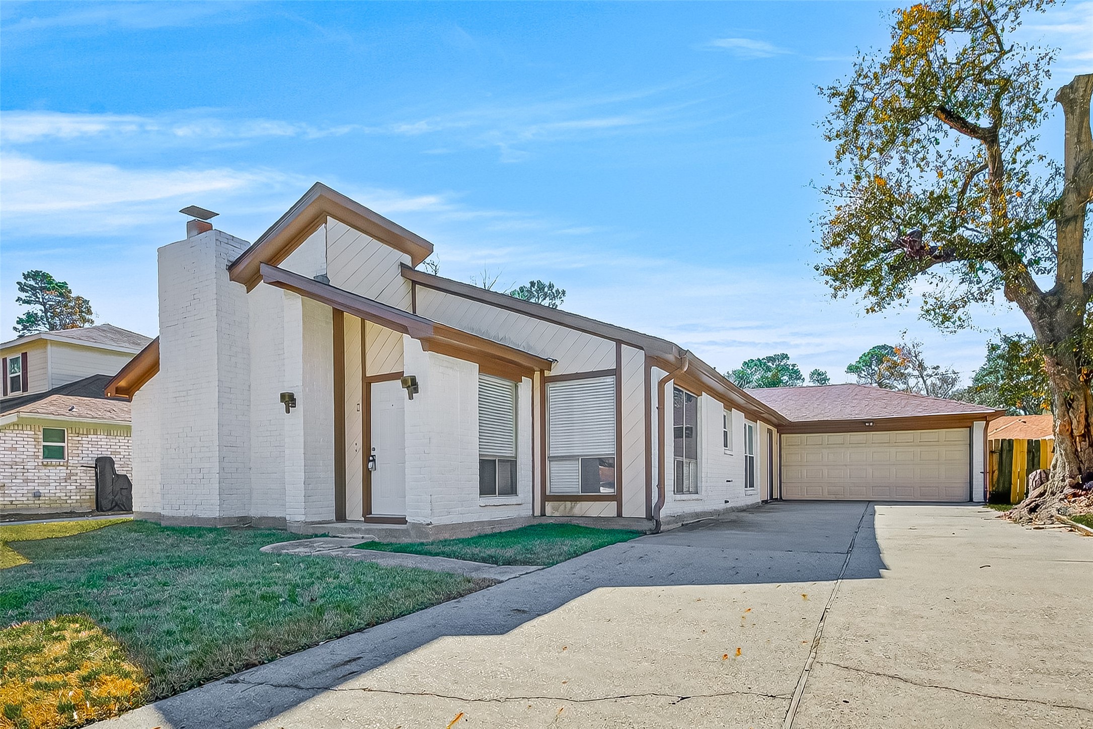 2406 Deasa Drive Property Photo 3