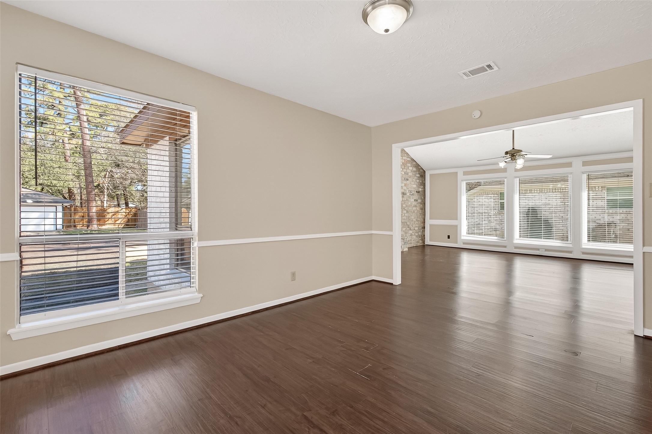 2406 Deasa Drive Property Photo 8