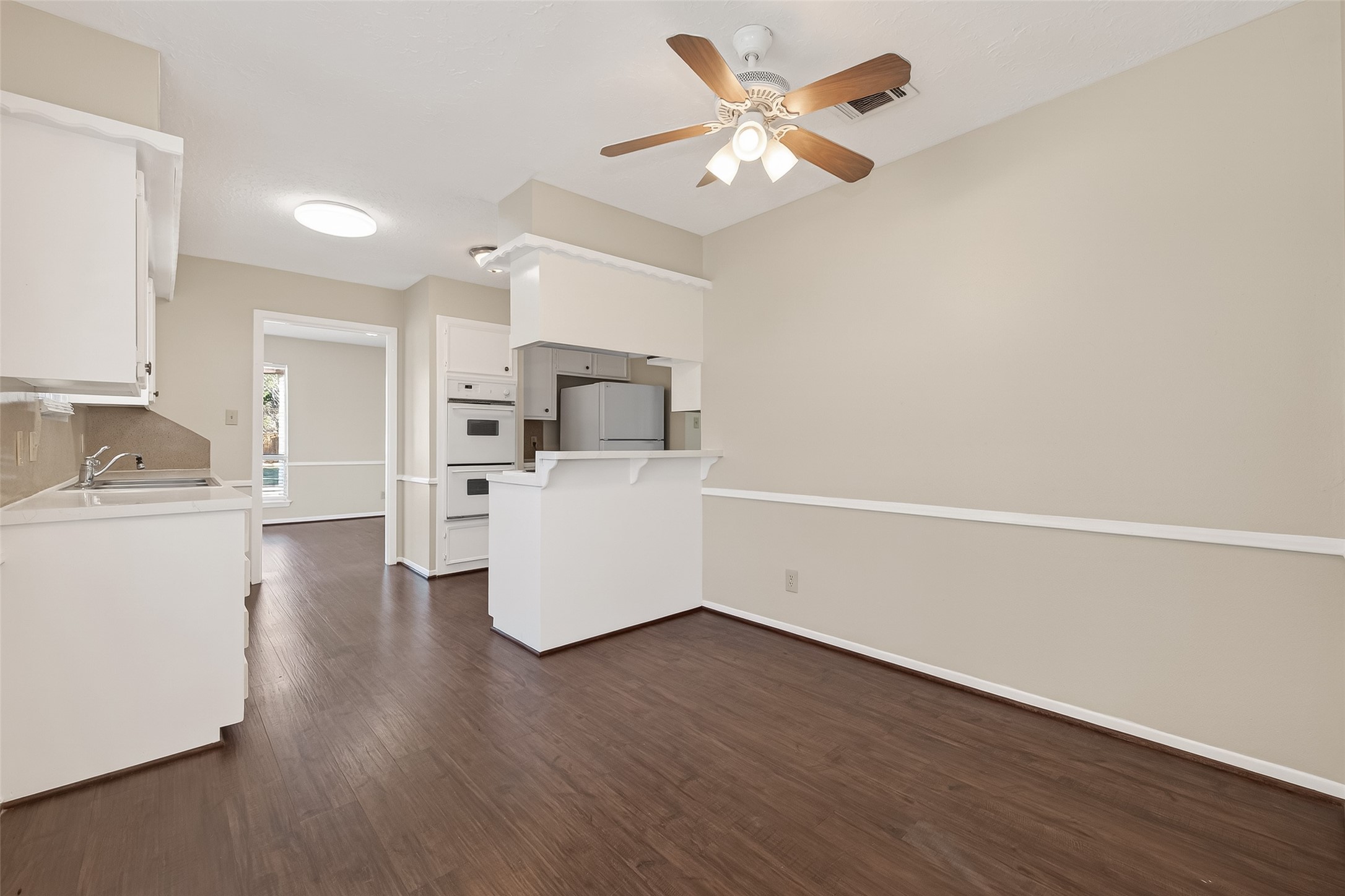 2406 Deasa Drive Property Photo 10