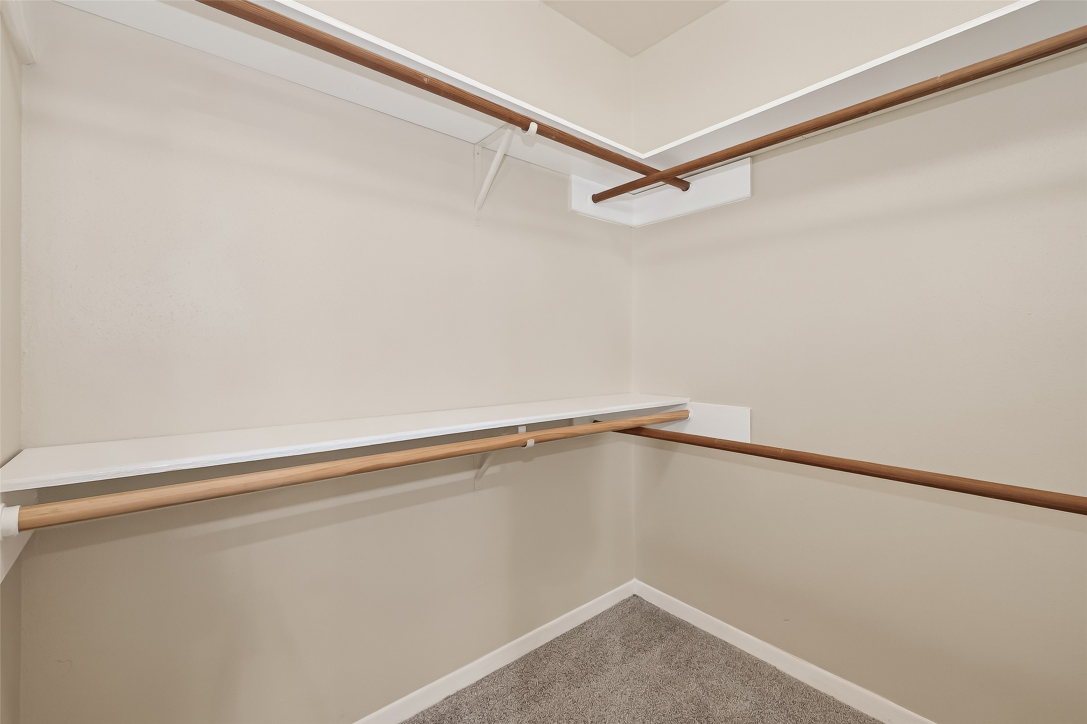 2406 Deasa Drive Property Photo 20