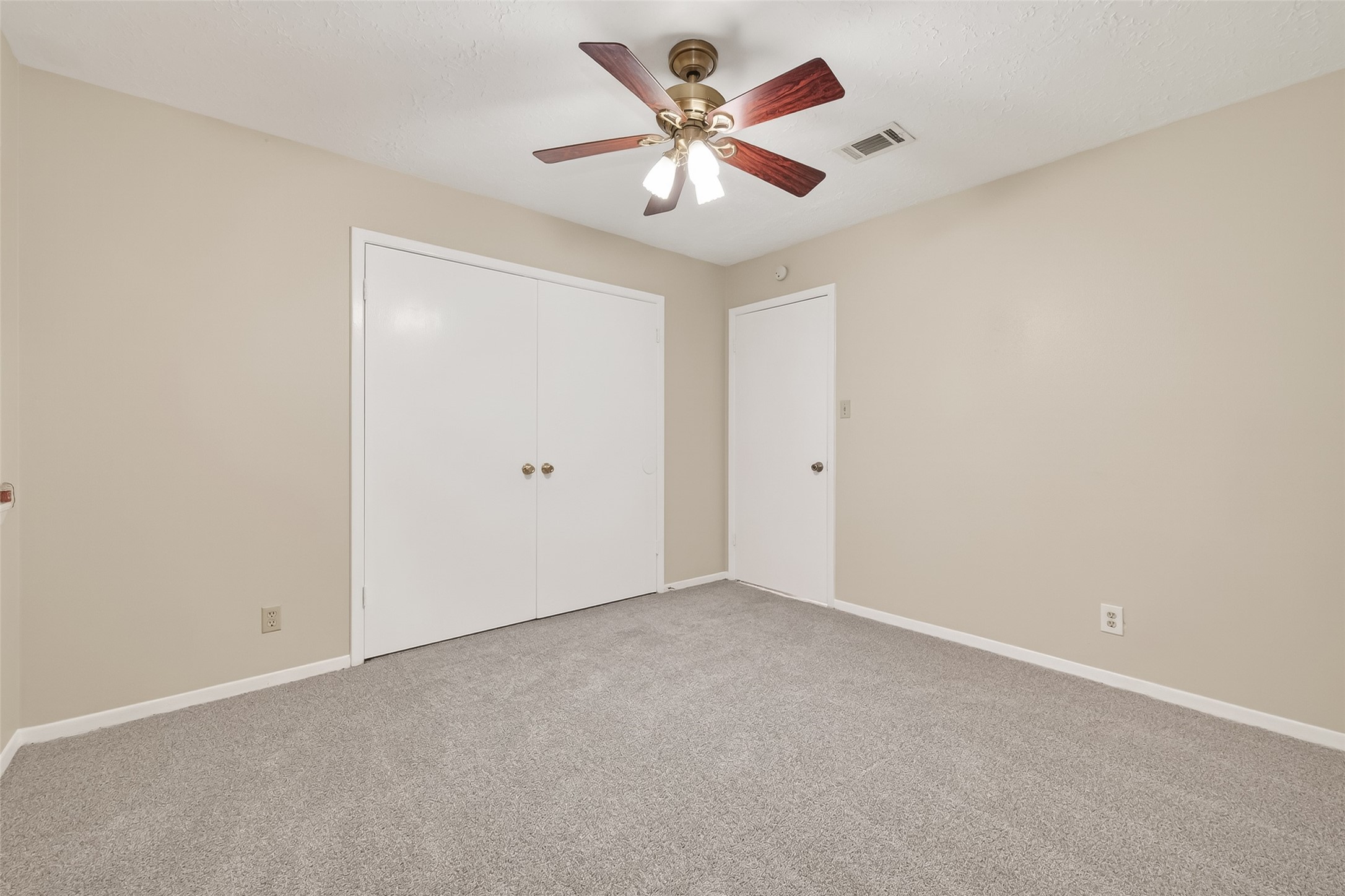 2406 Deasa Drive Property Photo 25