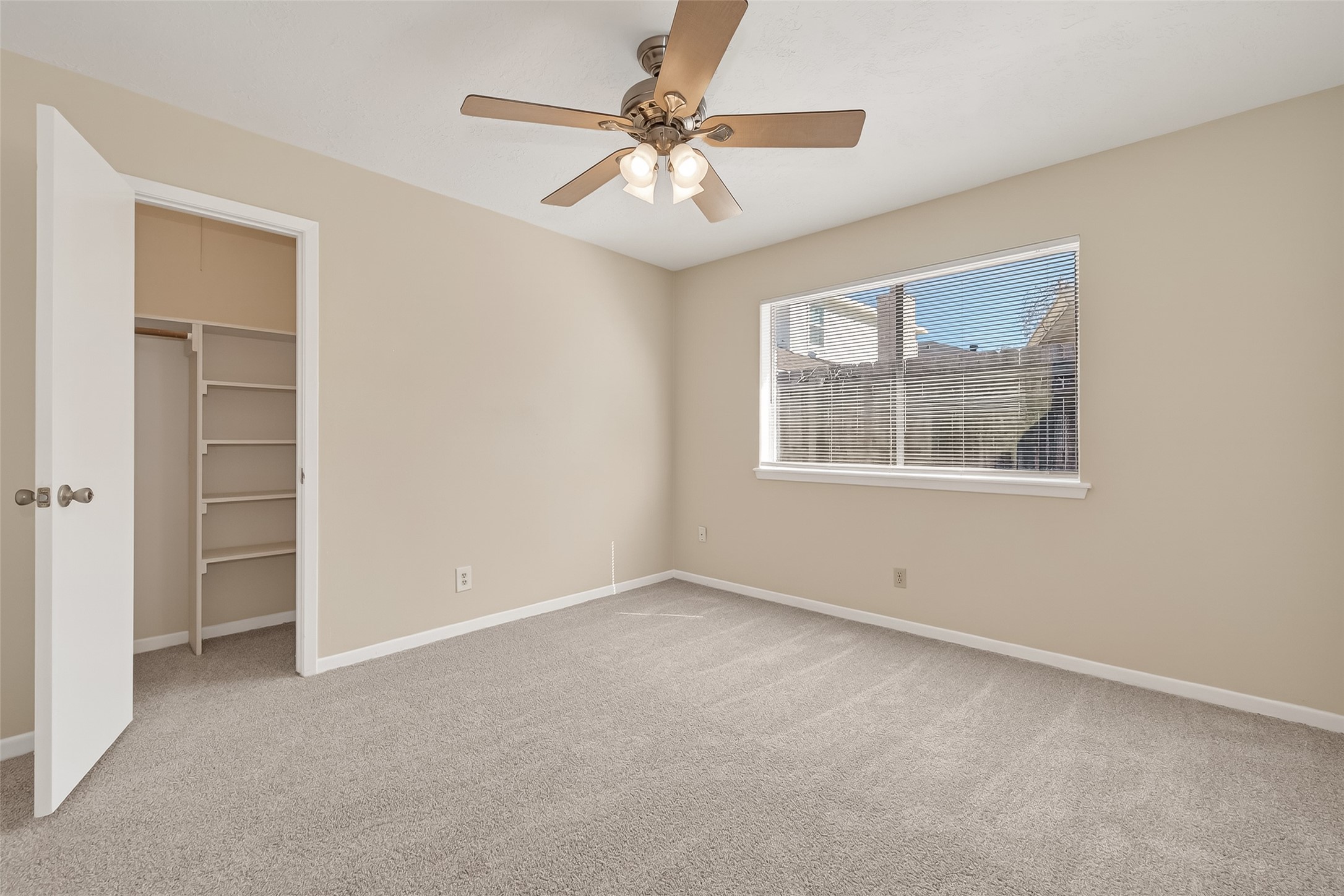 2406 Deasa Drive Property Photo 27