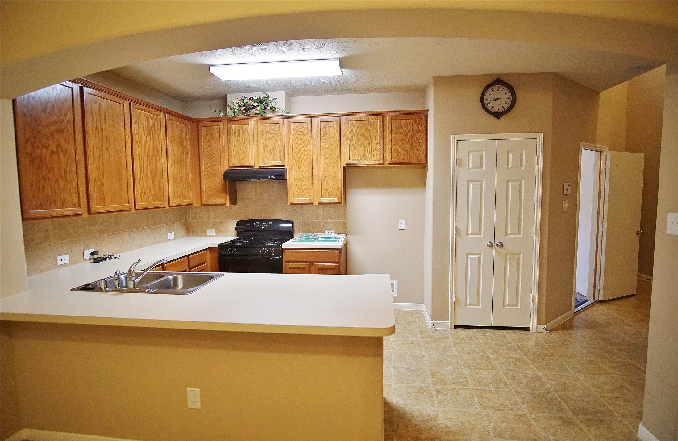 13051 Iris Garden Lane Property Photo 5