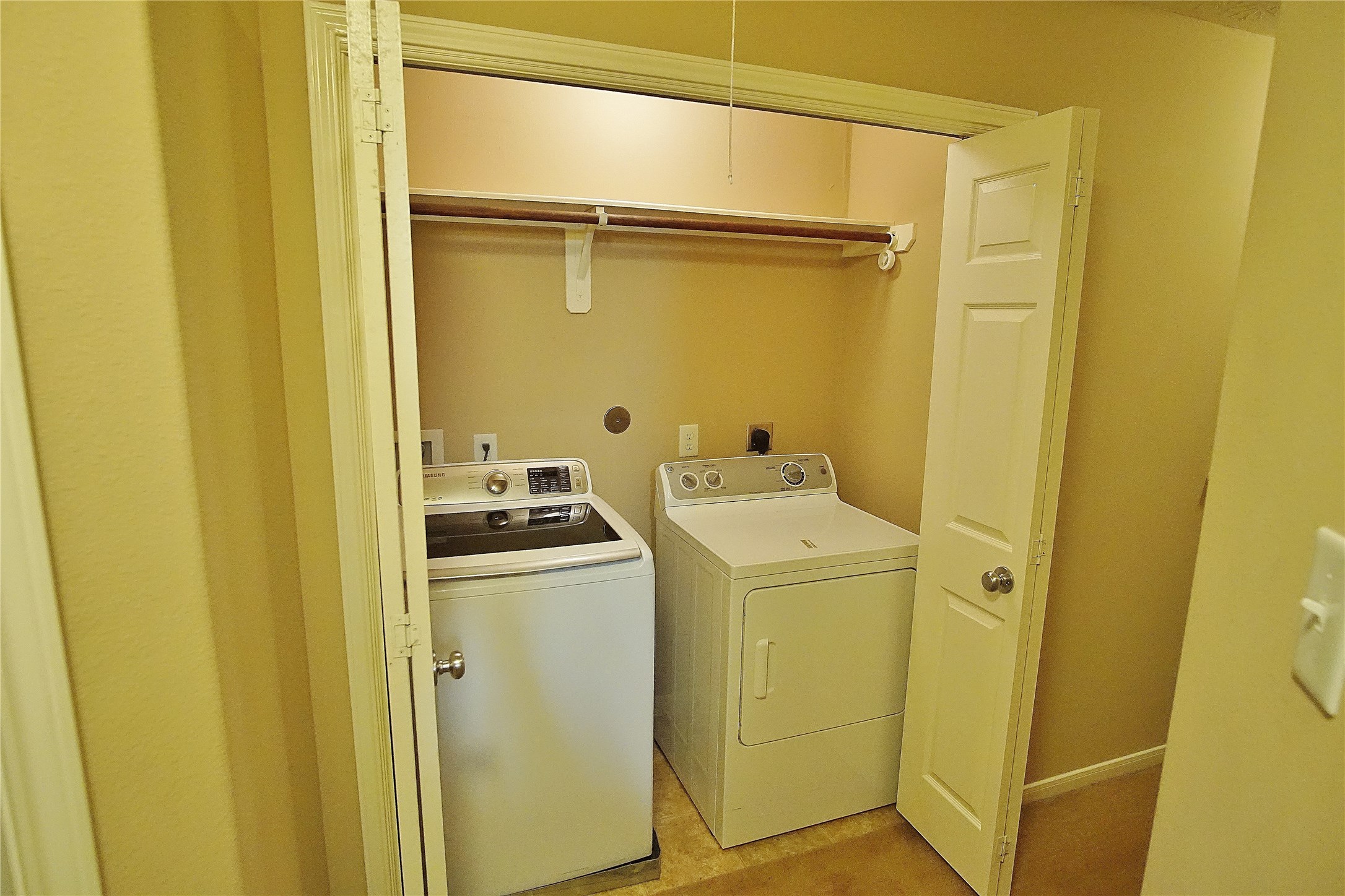 13051 Iris Garden Lane Property Photo 12